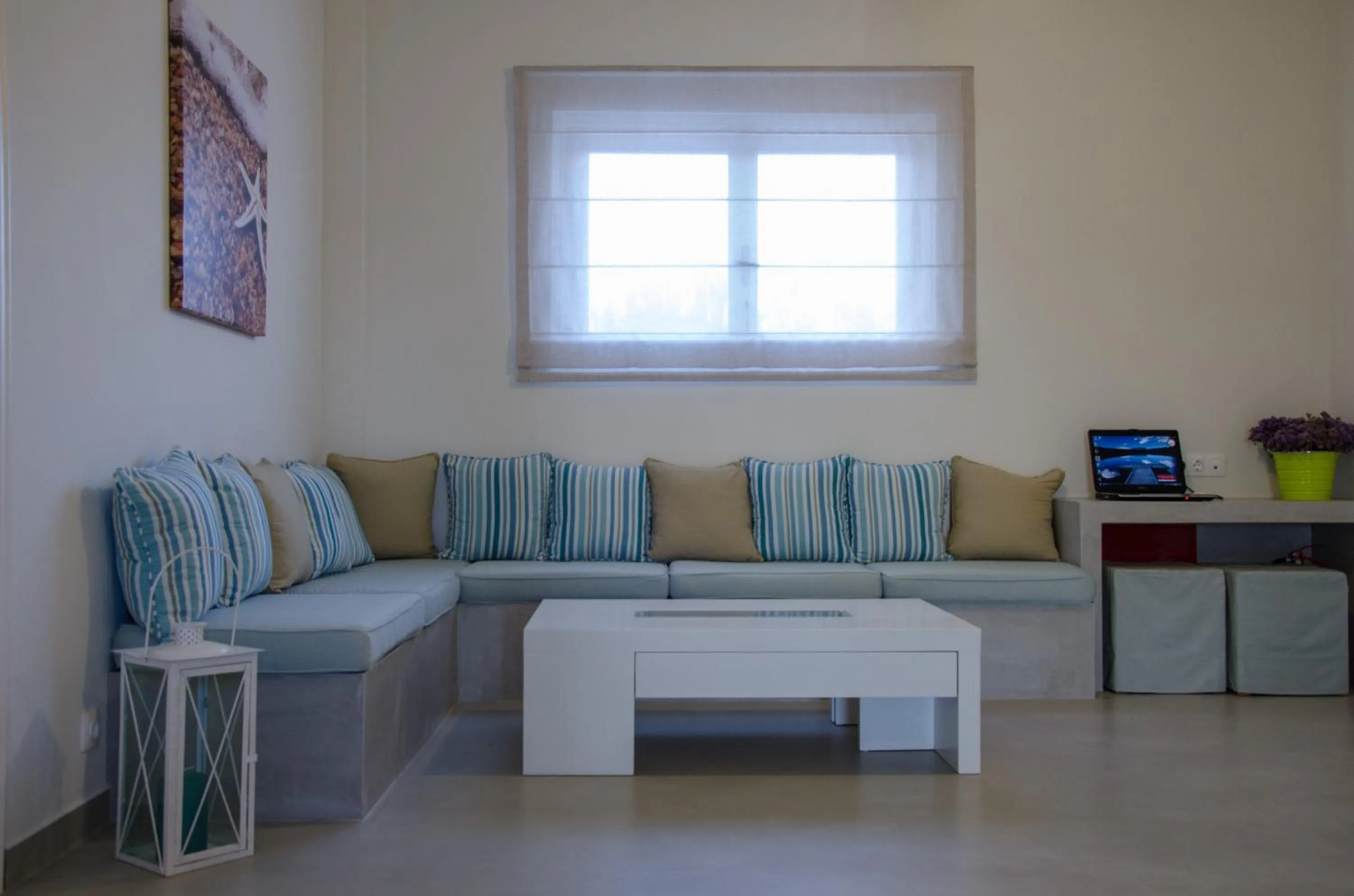 Lobby or reception in Brother's Hotel