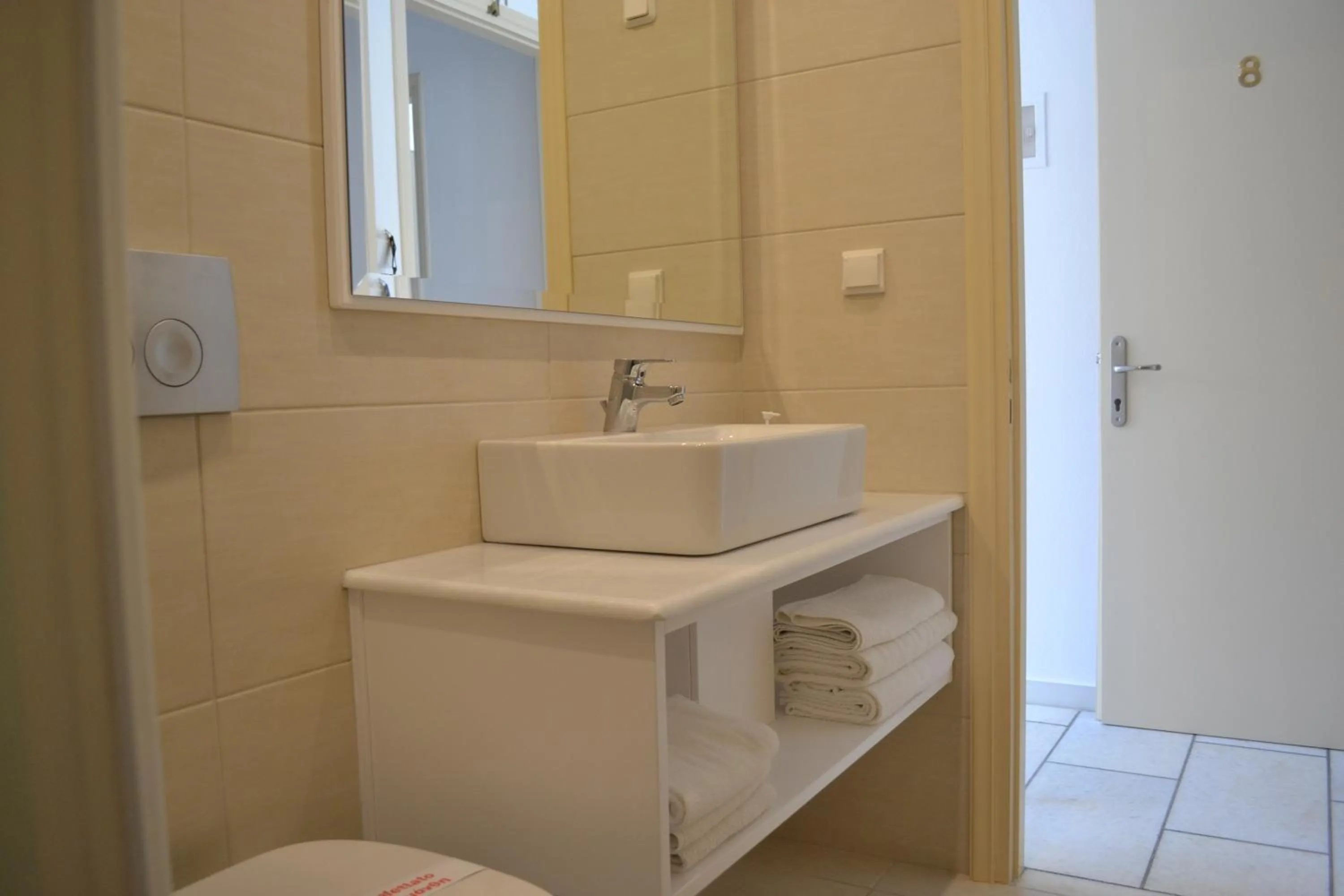 Bathroom in Brother's Hotel