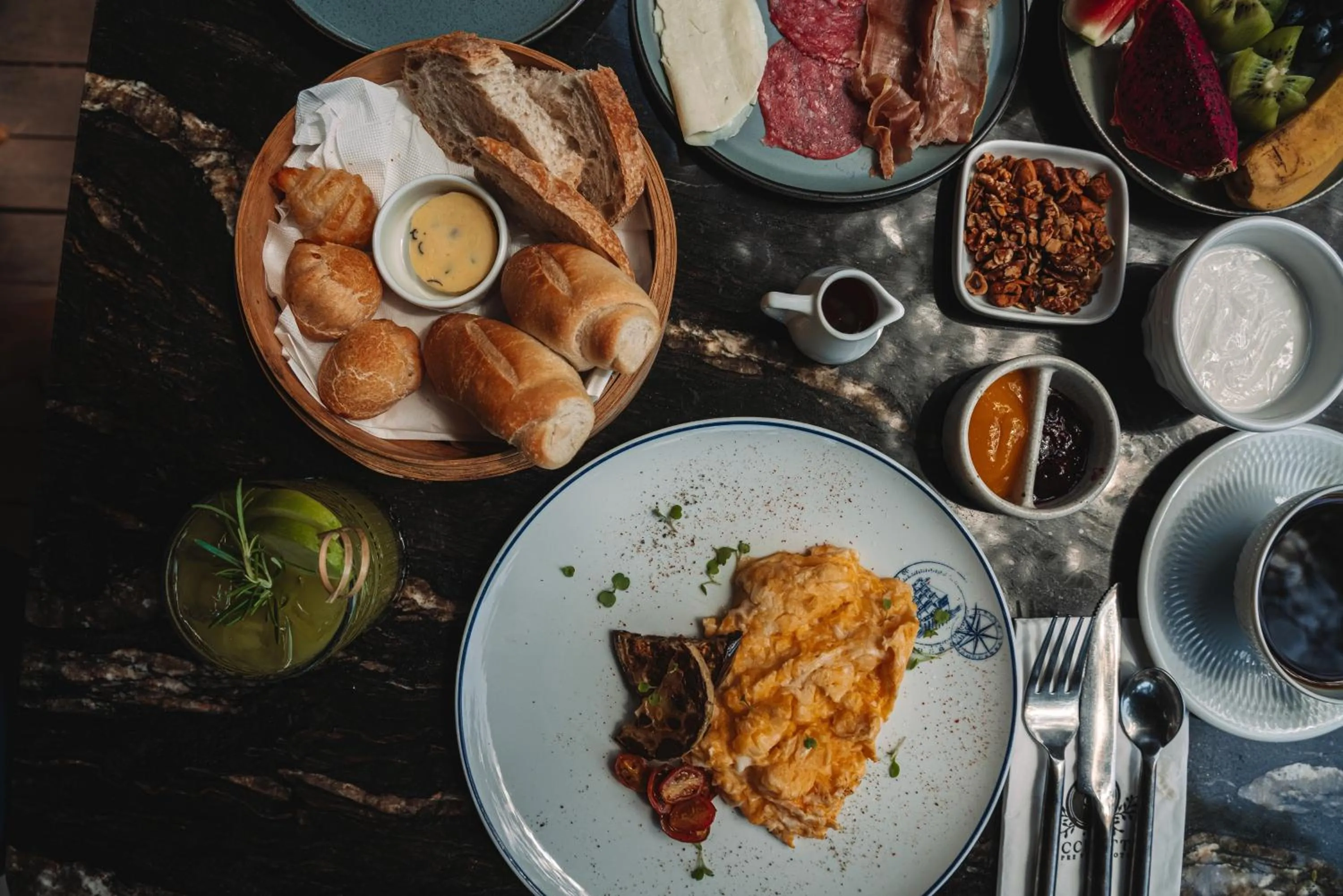 Breakfast in Sempre Vivo