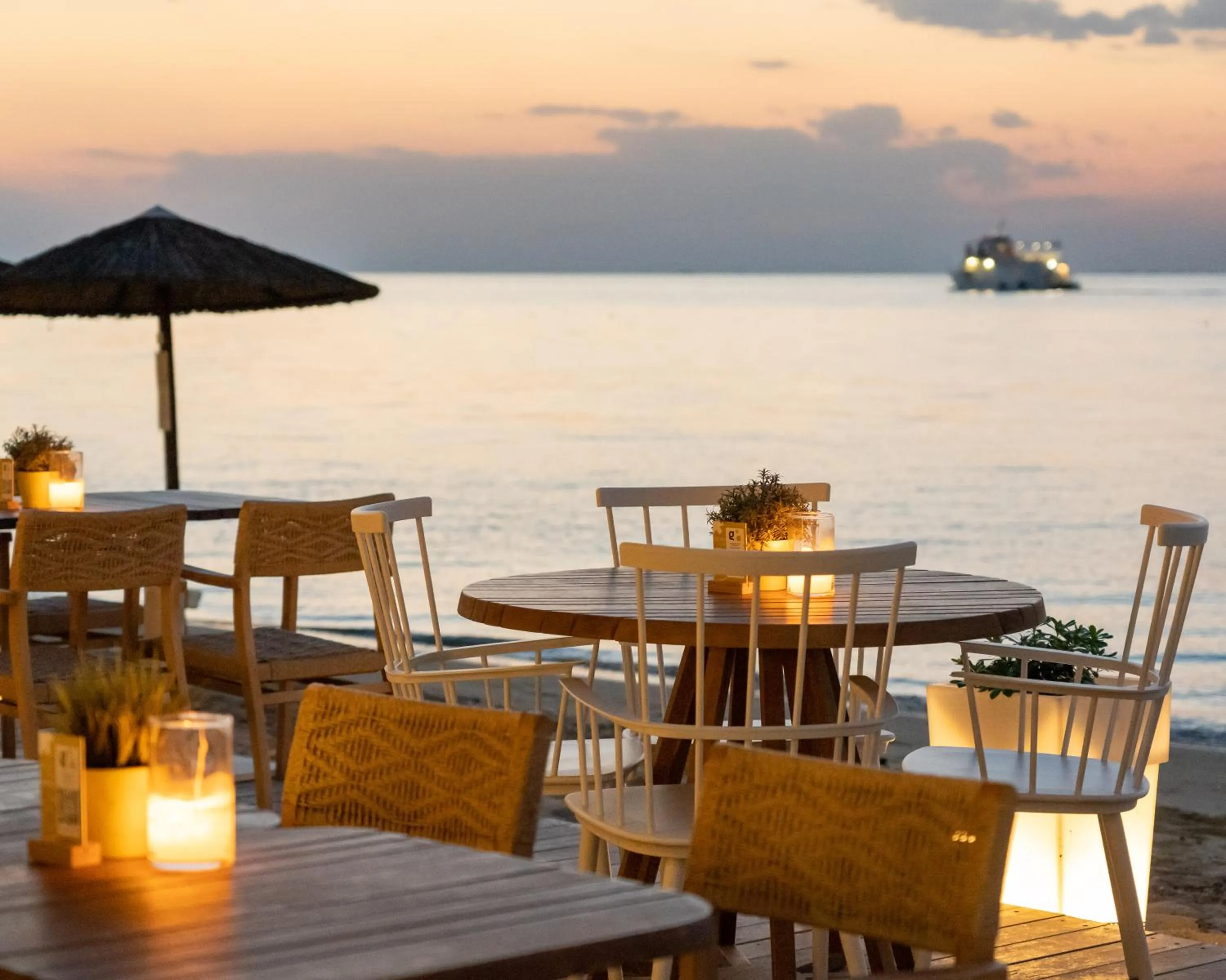 Restaurant/places to eat in Golden Star City Resort