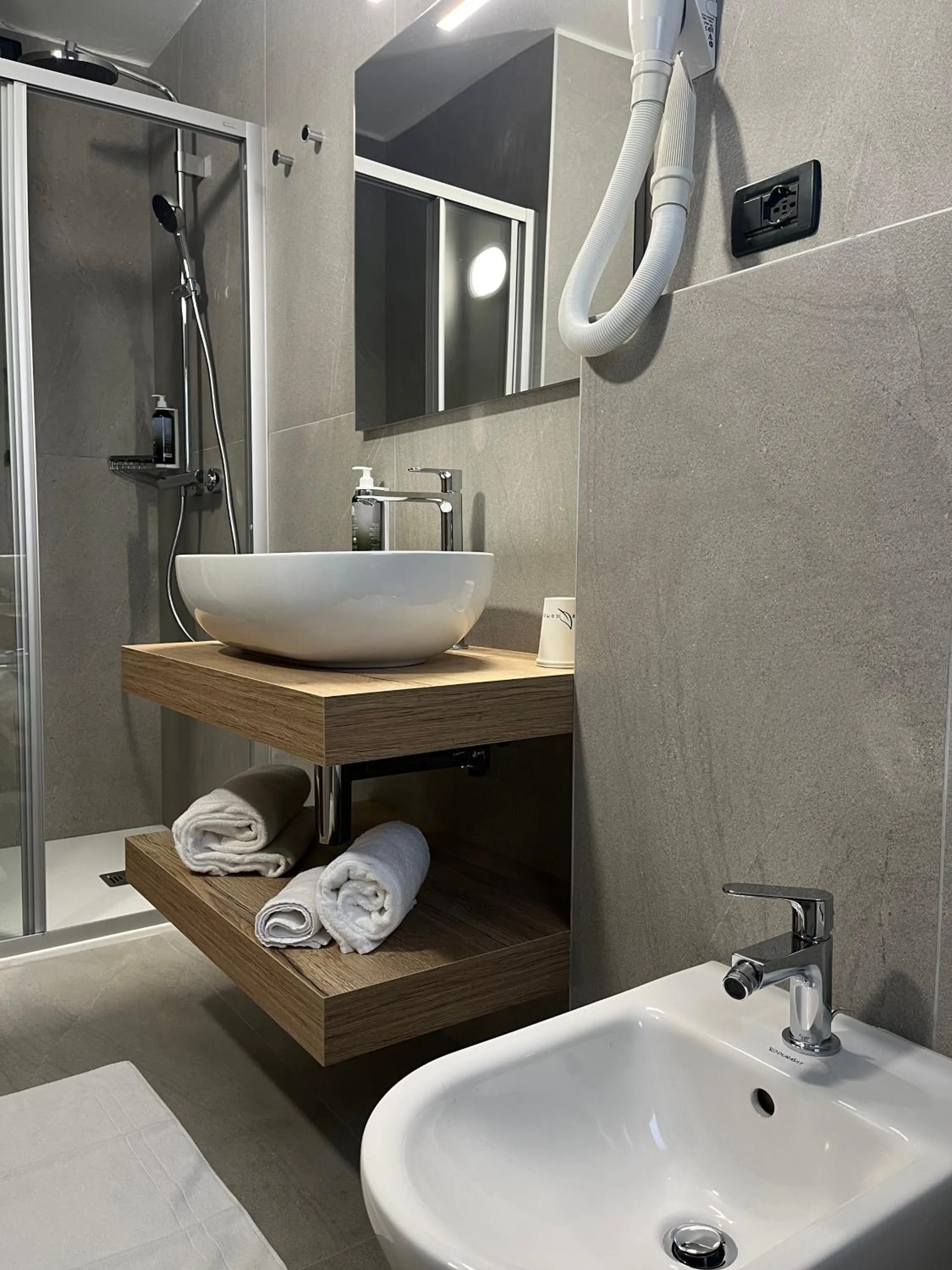 Shower in Hotel Alle Tre Baite