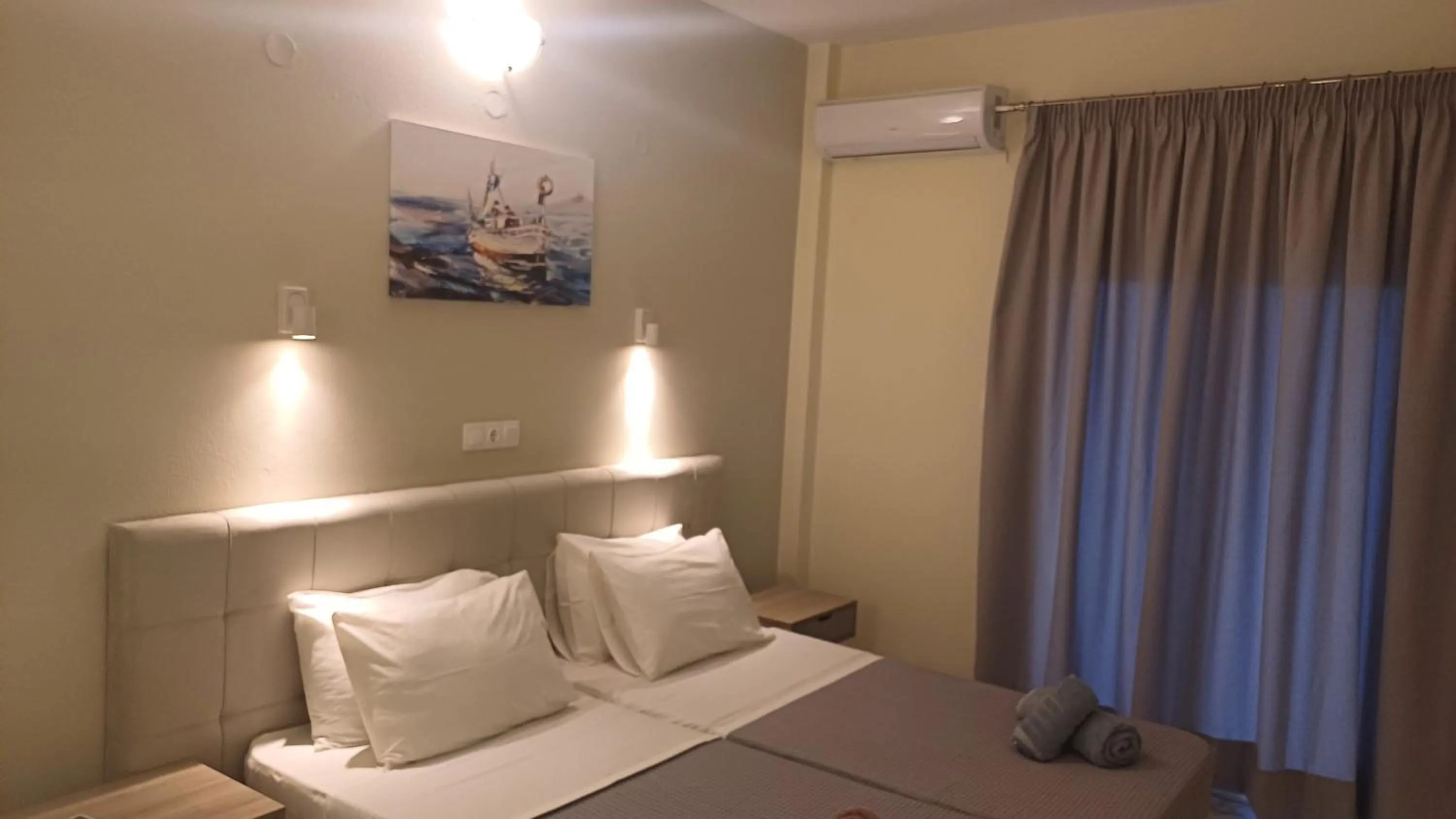 Bed in Villa Kavourakia