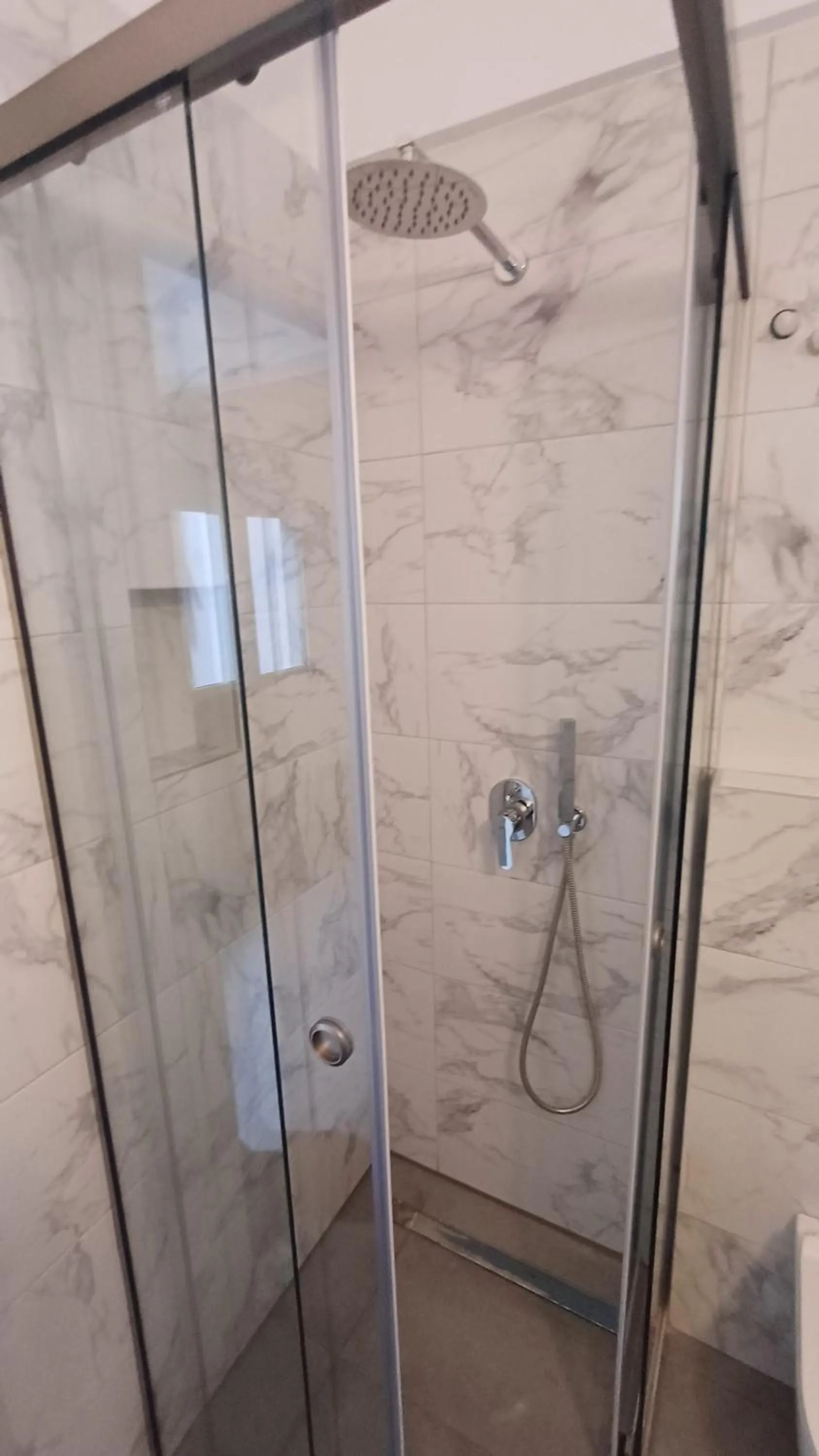 Shower in Villa Kavourakia