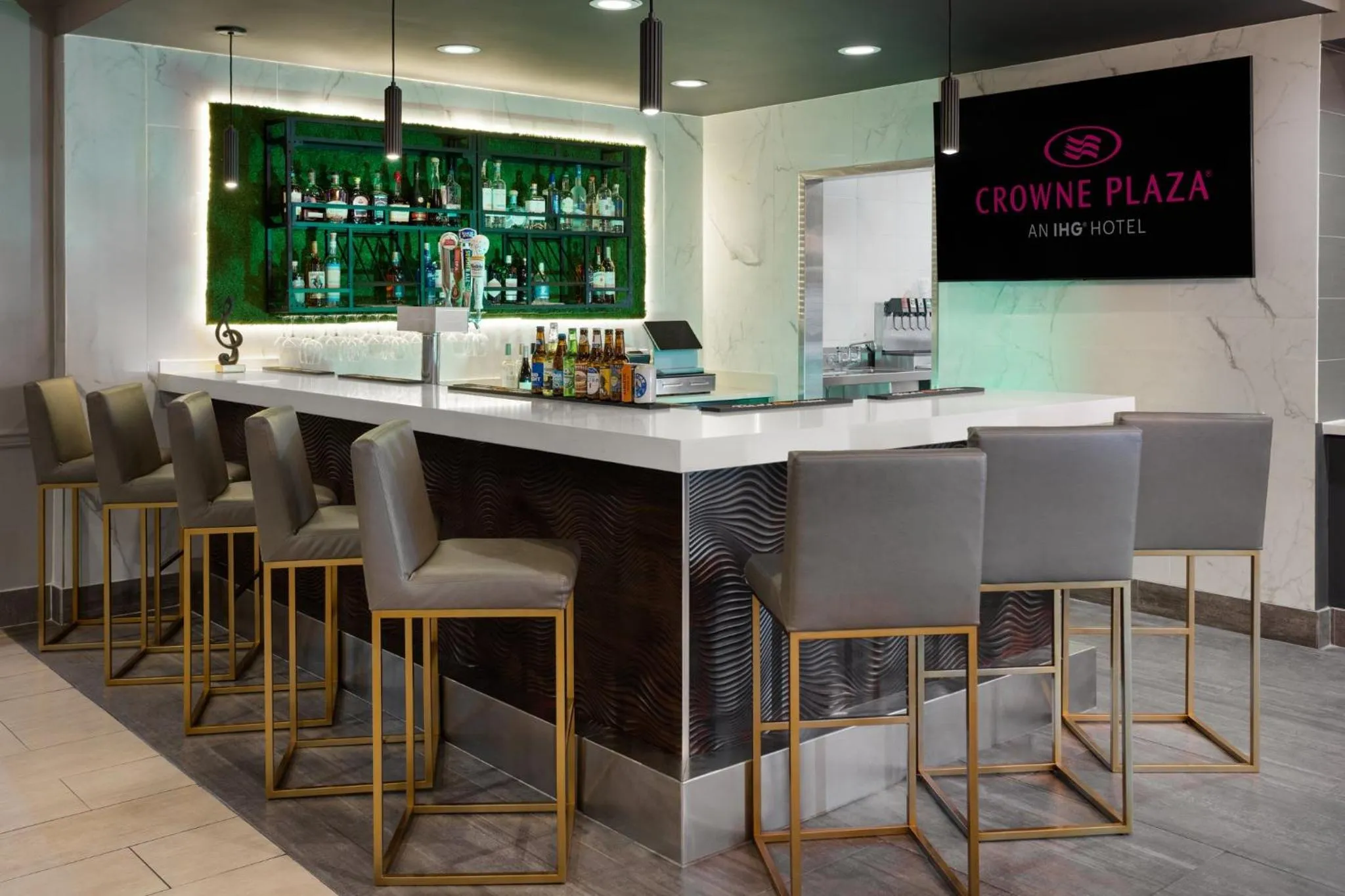 Lounge or bar in Crowne Plaza Nashville Airport by IHG