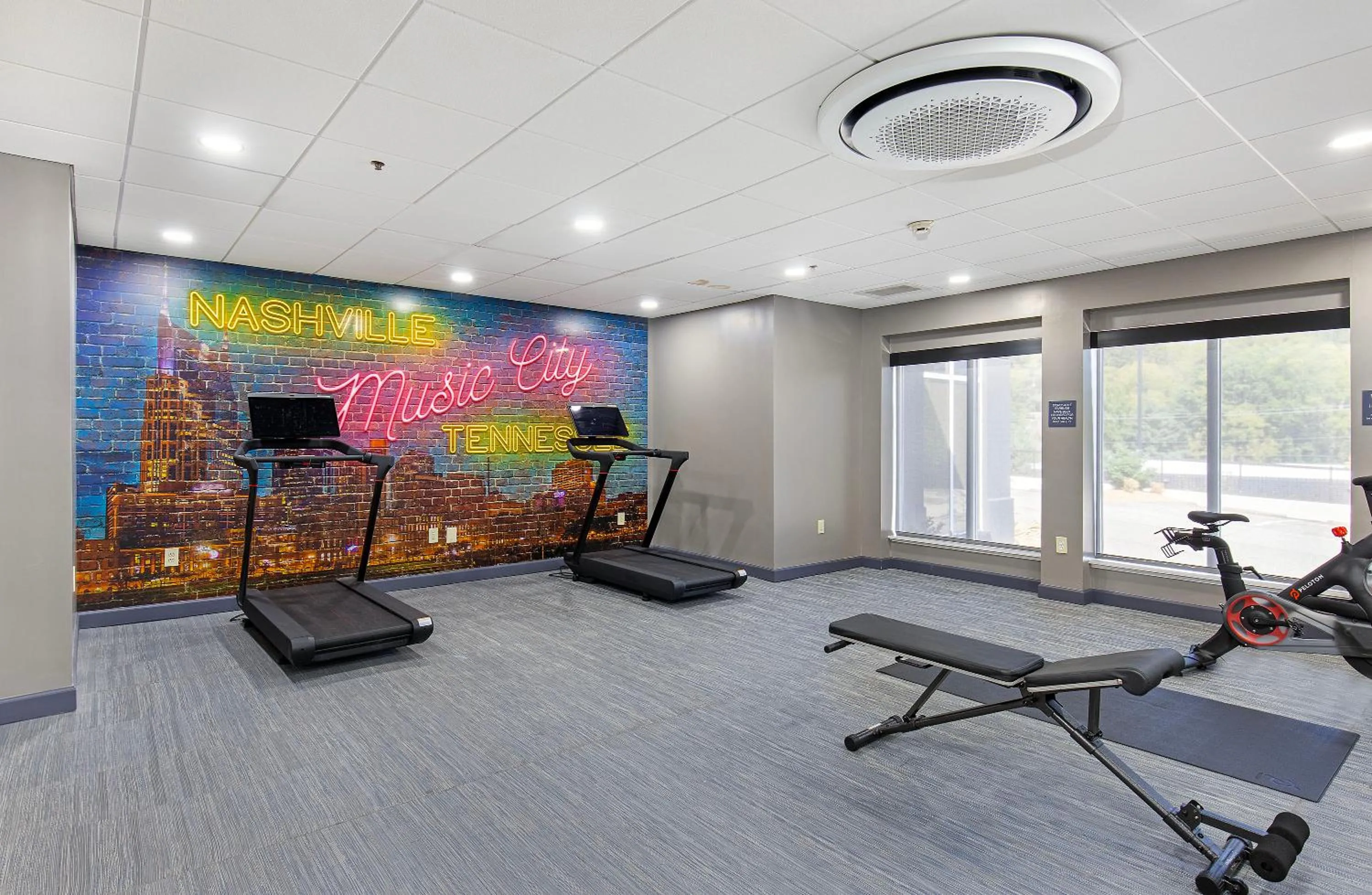 Fitness centre/facilities in Crowne Plaza Nashville Airport by IHG