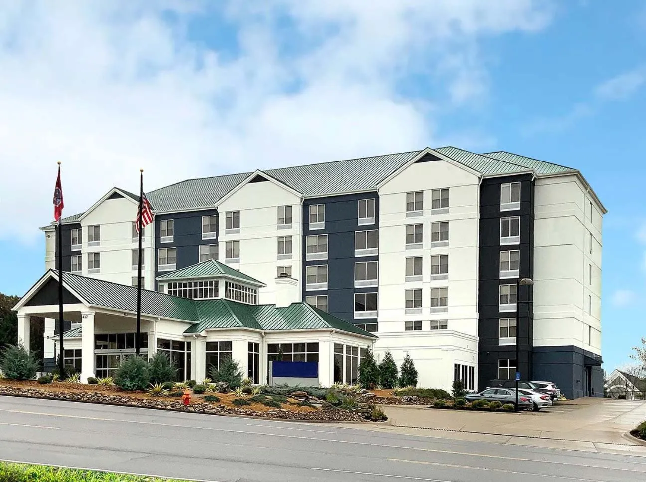 Property building in Crowne Plaza Nashville Airport by IHG