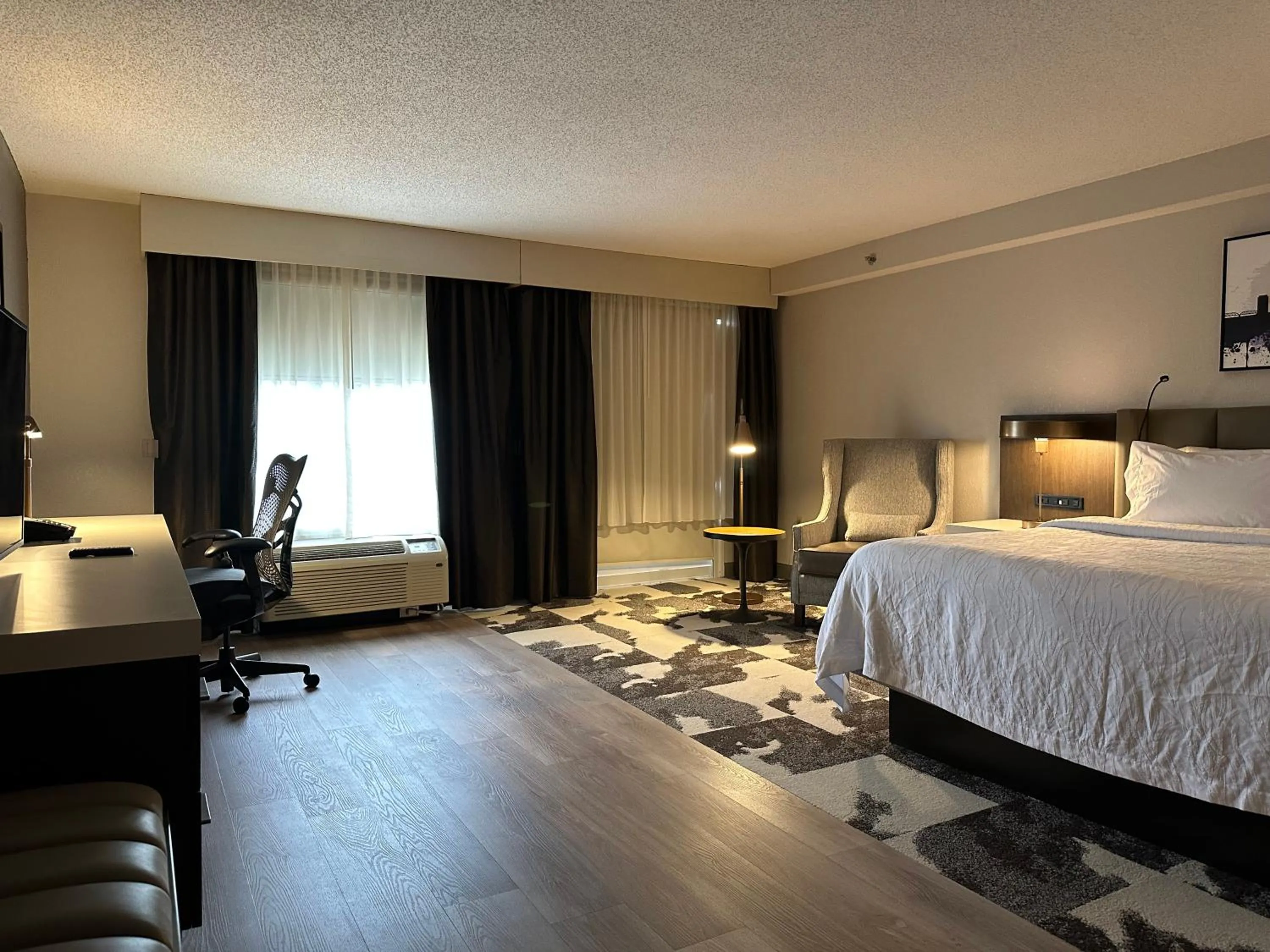 Bedroom, Bed in Crowne Plaza Nashville Airport by IHG