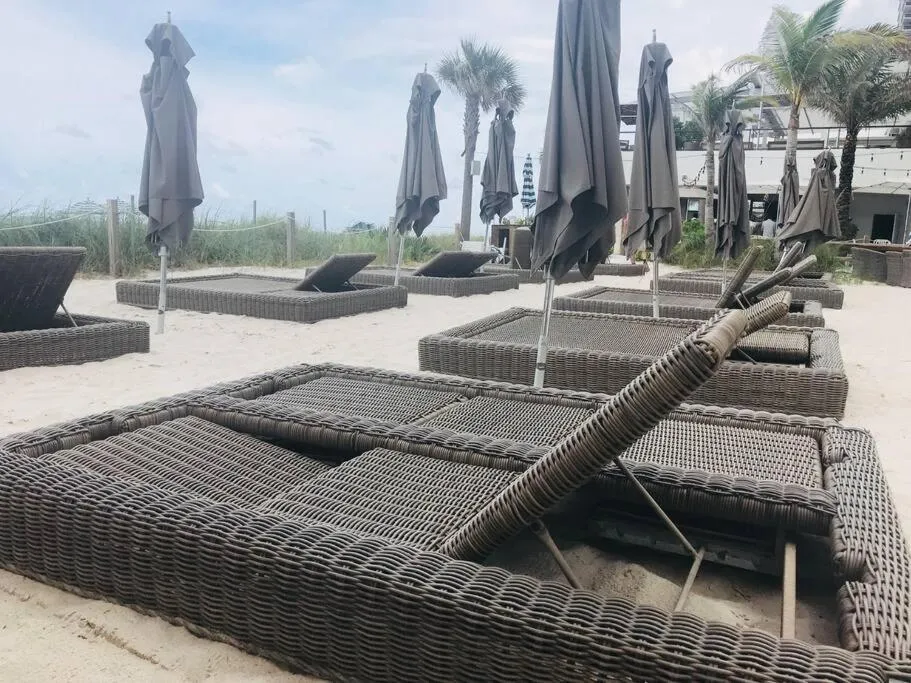 Day in Beautiful penthouse condo with stunning views of both ocean and city