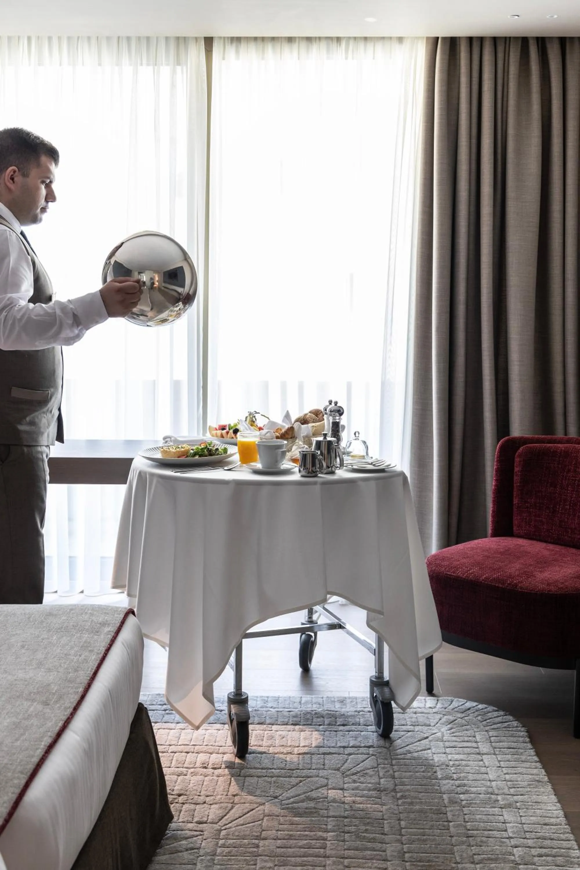 Food and drinks in NJV Athens Plaza