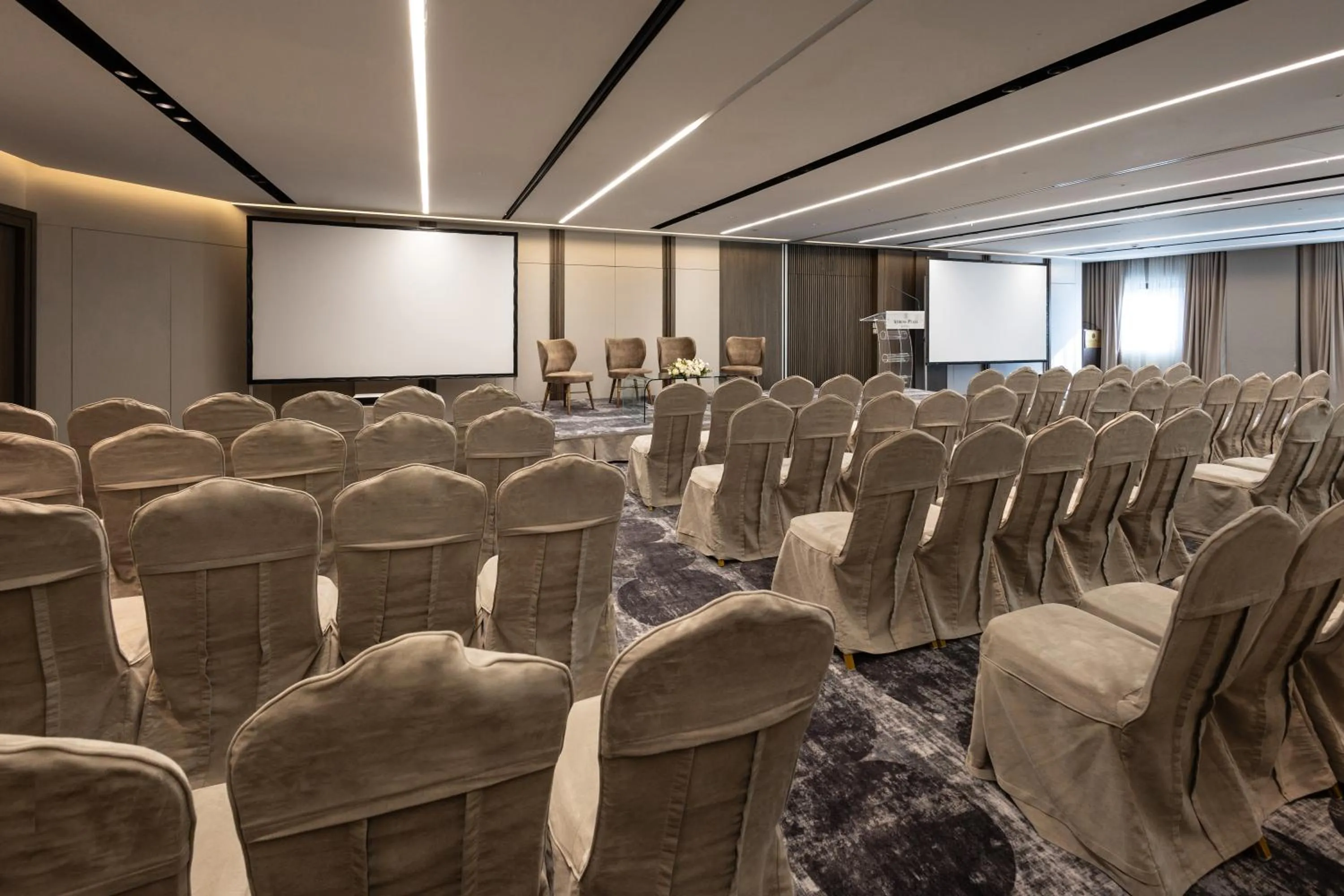 Meeting/conference room in NJV Athens Plaza