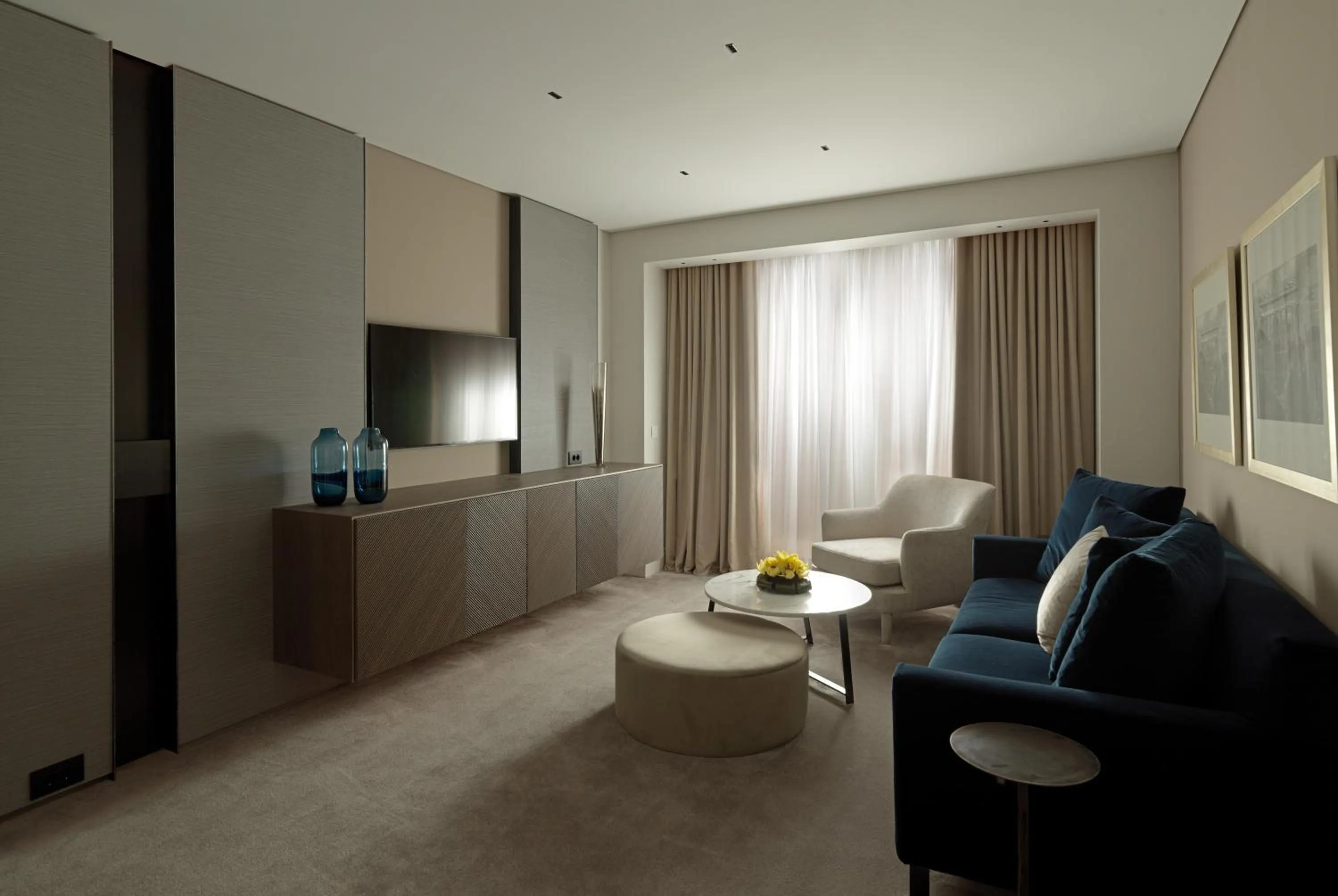 Living room in NJV Athens Plaza