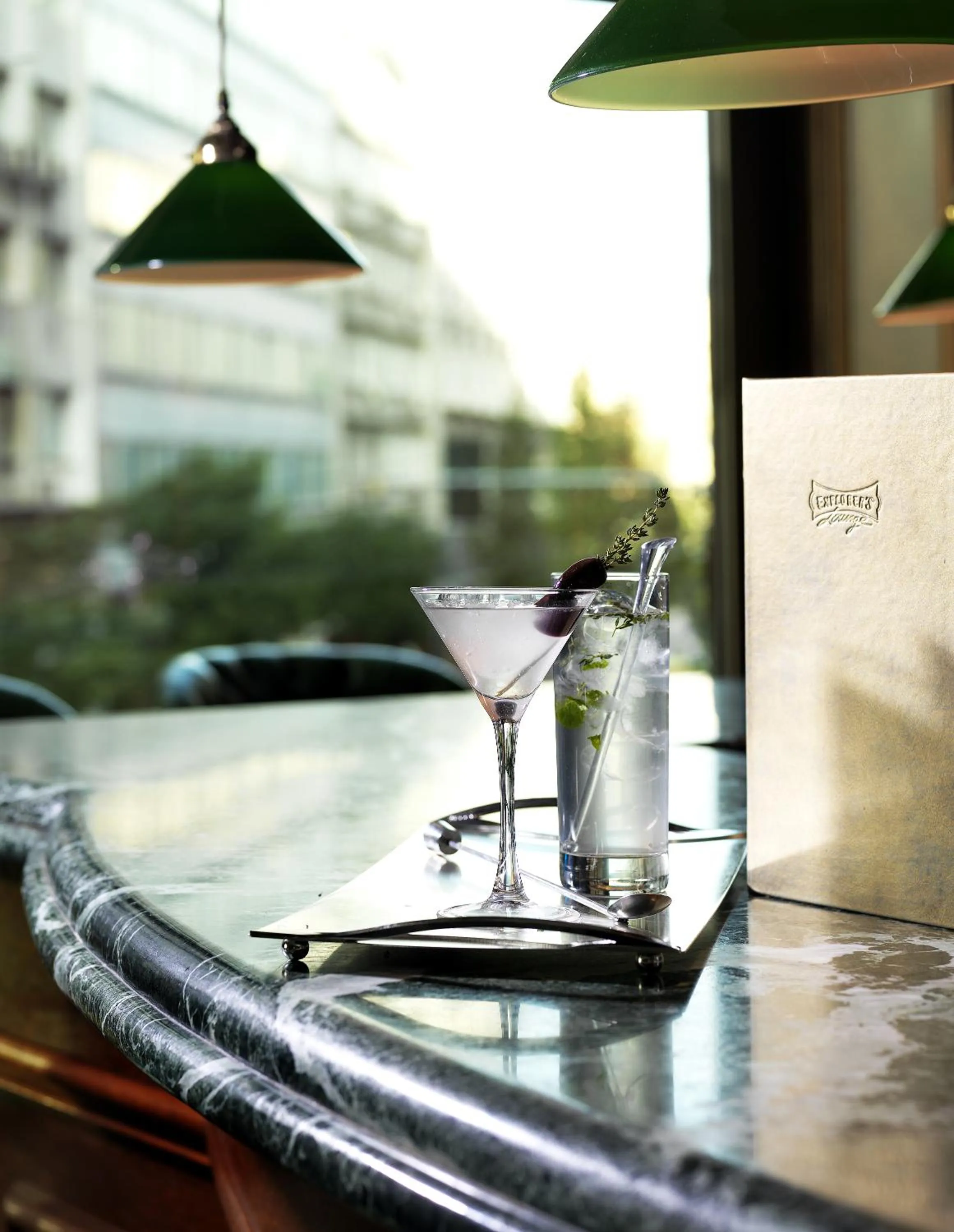 Lounge or bar in NJV Athens Plaza