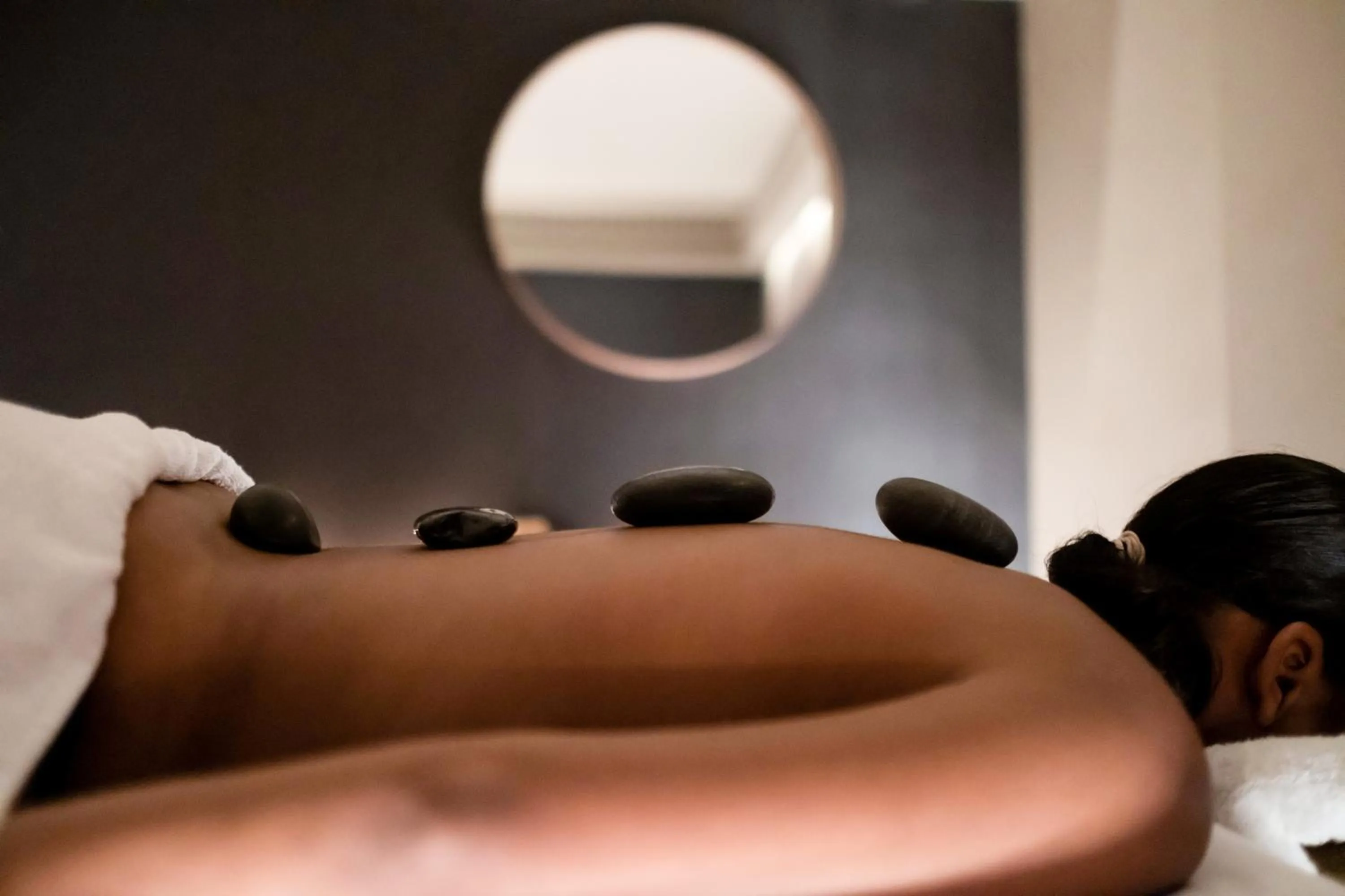 Bed in NJV Athens Plaza