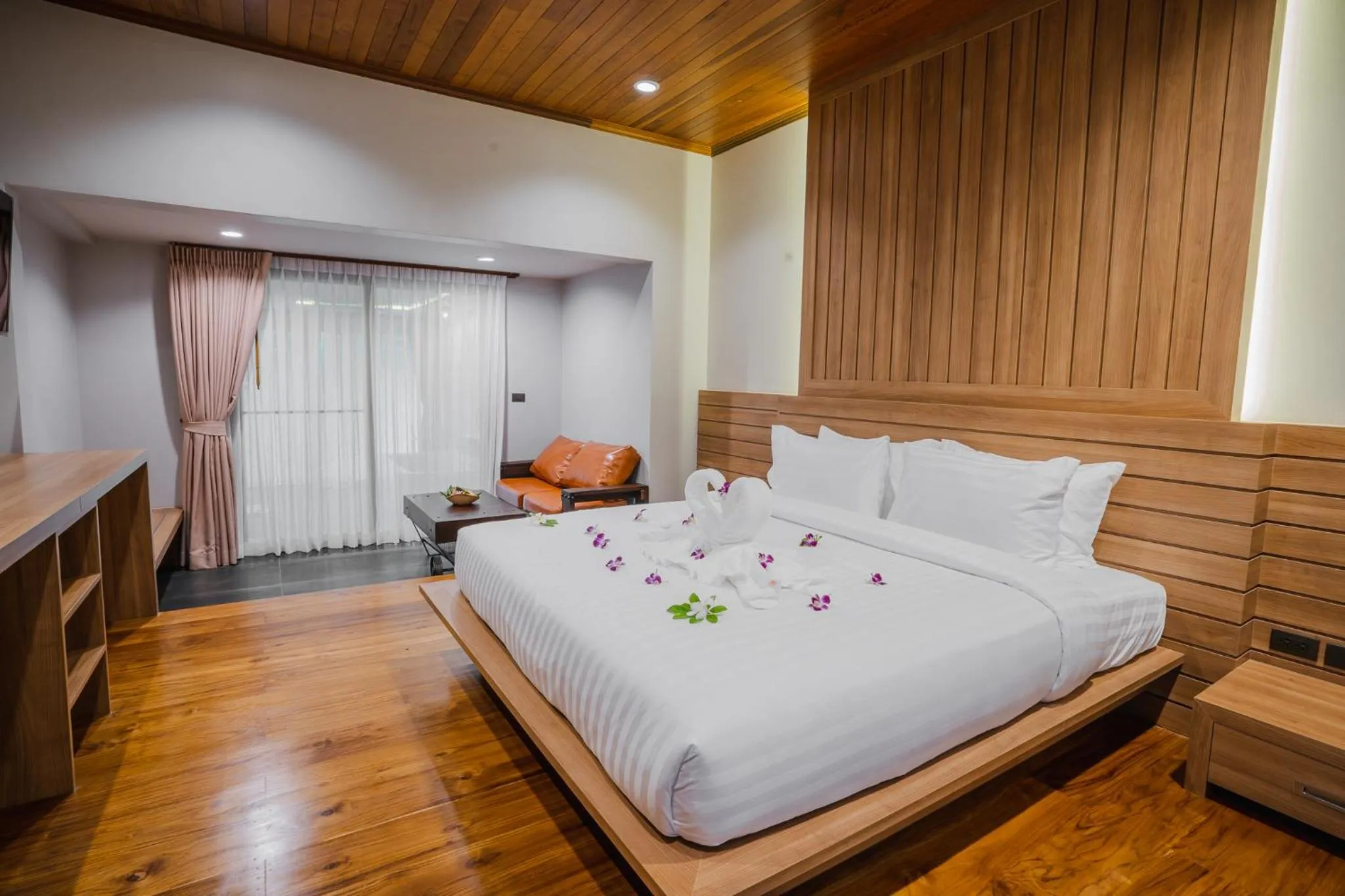 Bed in Malabar Pool Villa Phuket