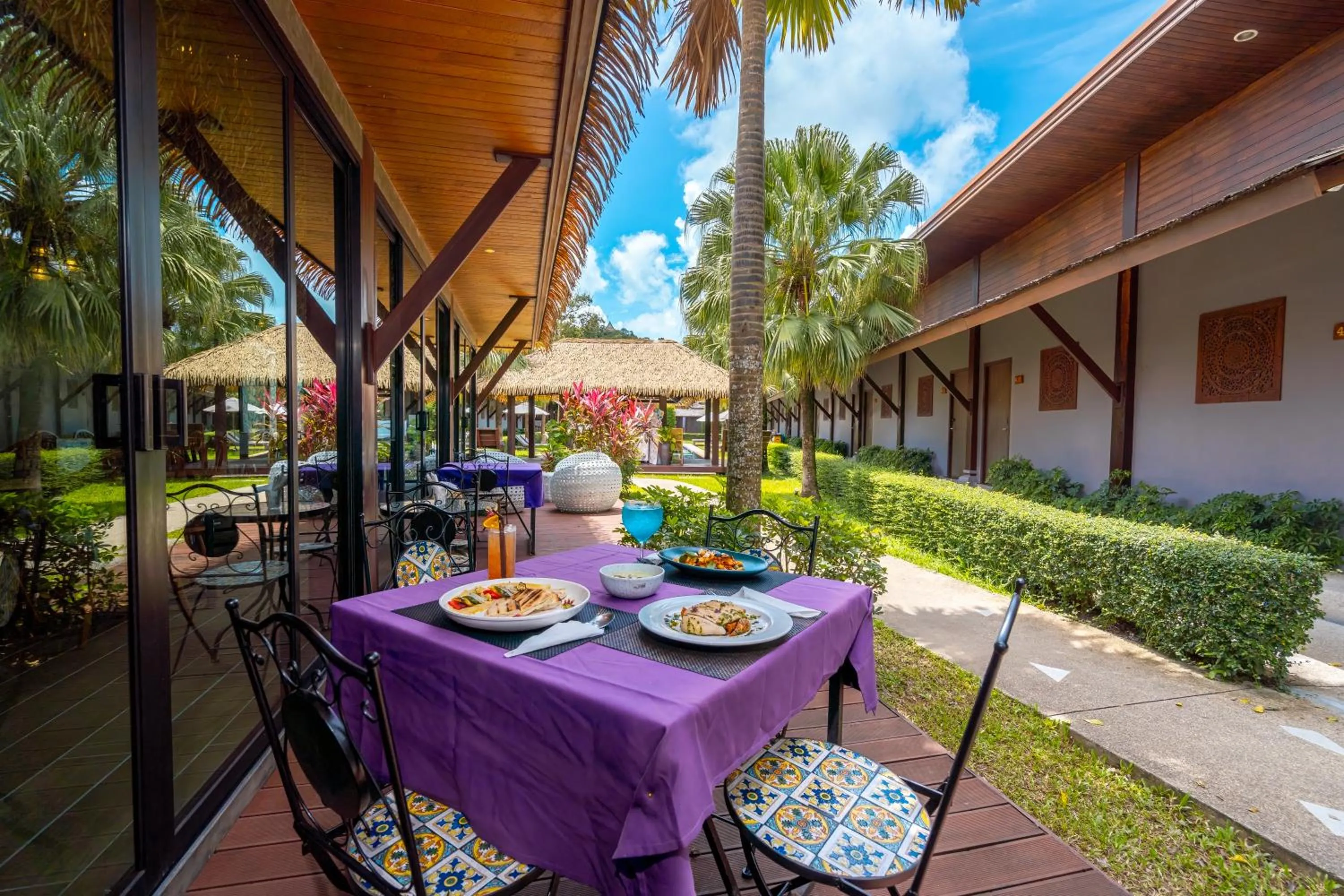 Restaurant/places to eat in Malabar Pool Villa Phuket