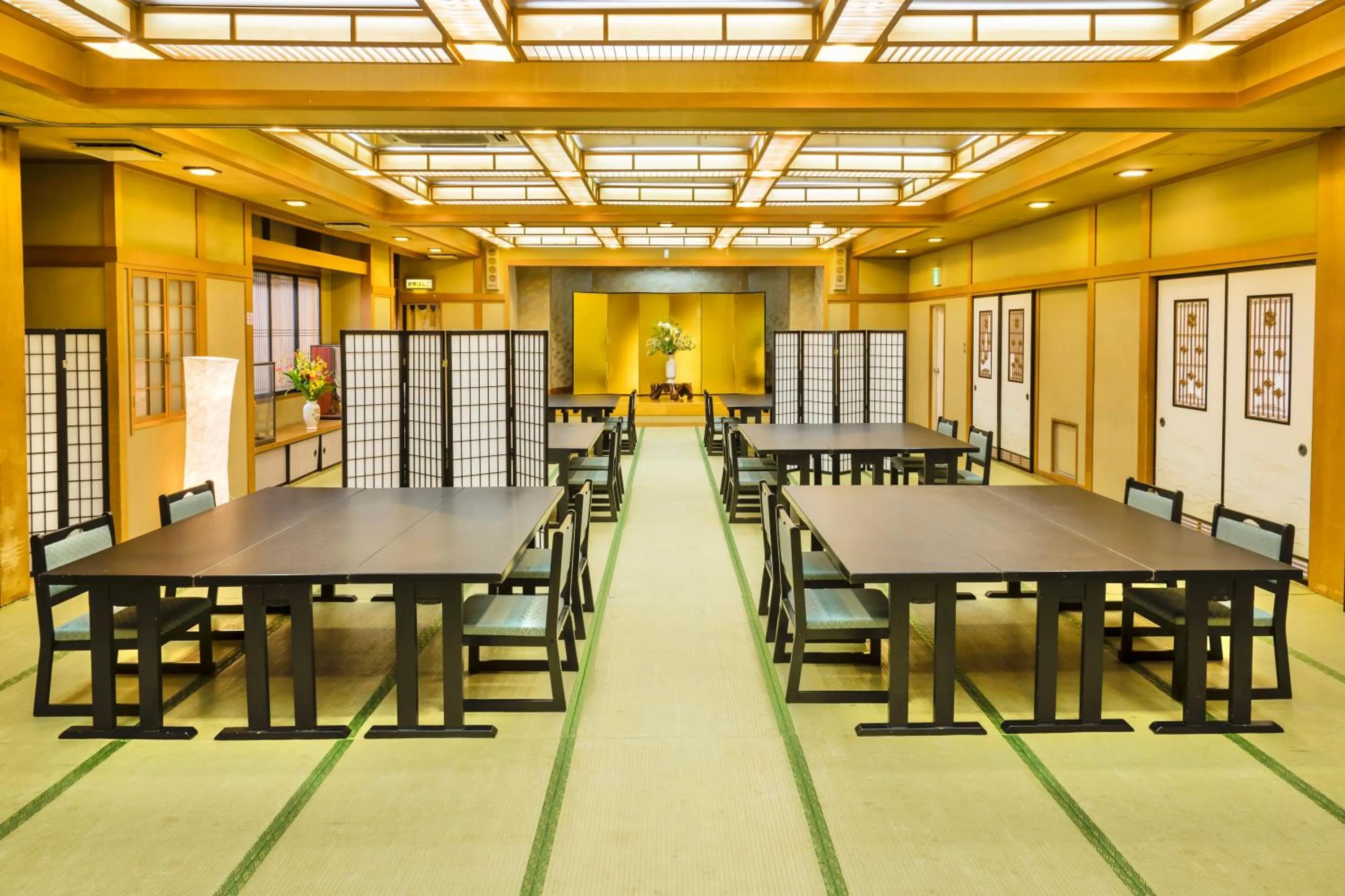 Restaurant/places to eat in Japanese Onsen Ryokan Kohakuen