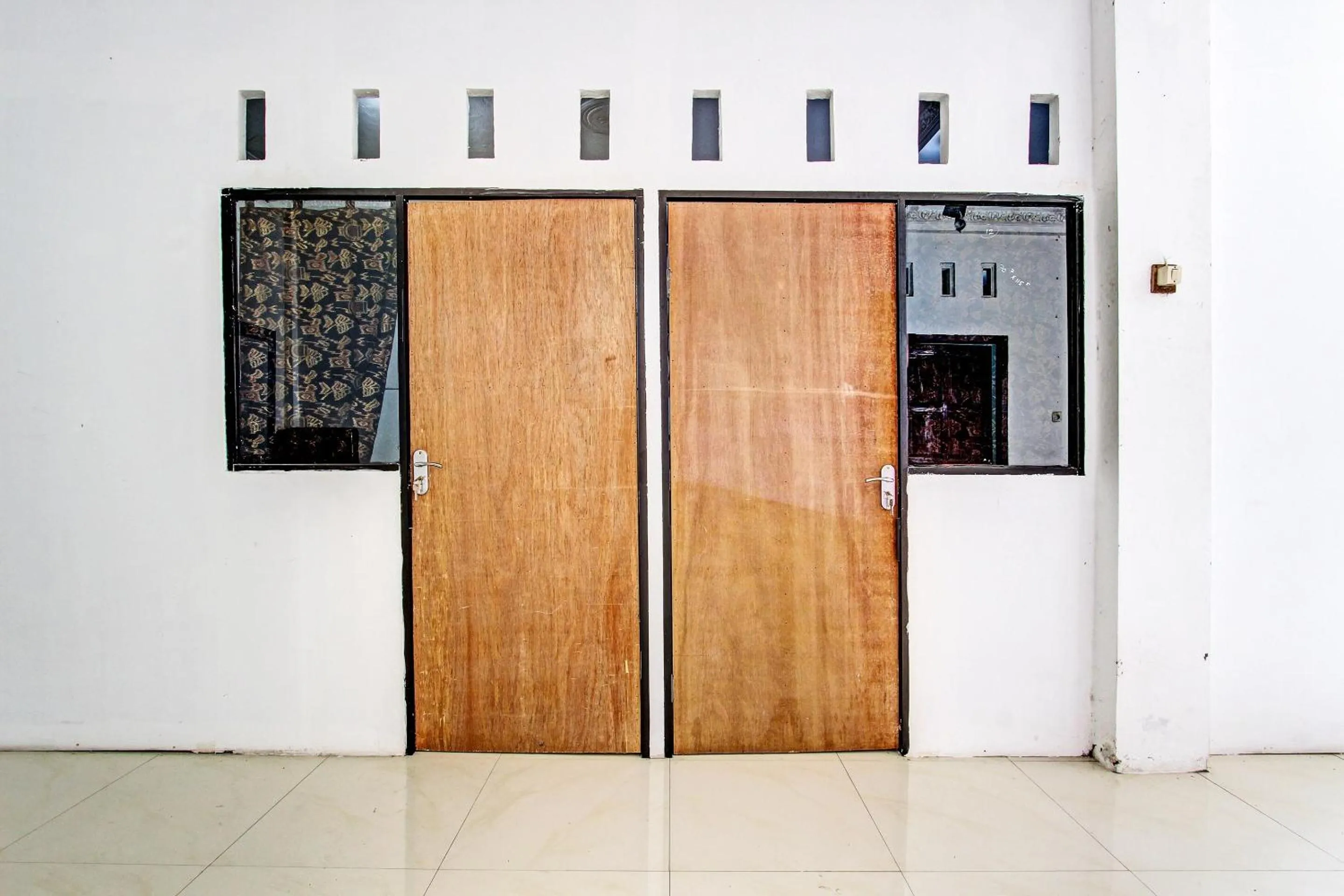 Lobby or reception in Hotel O Adinda Kost