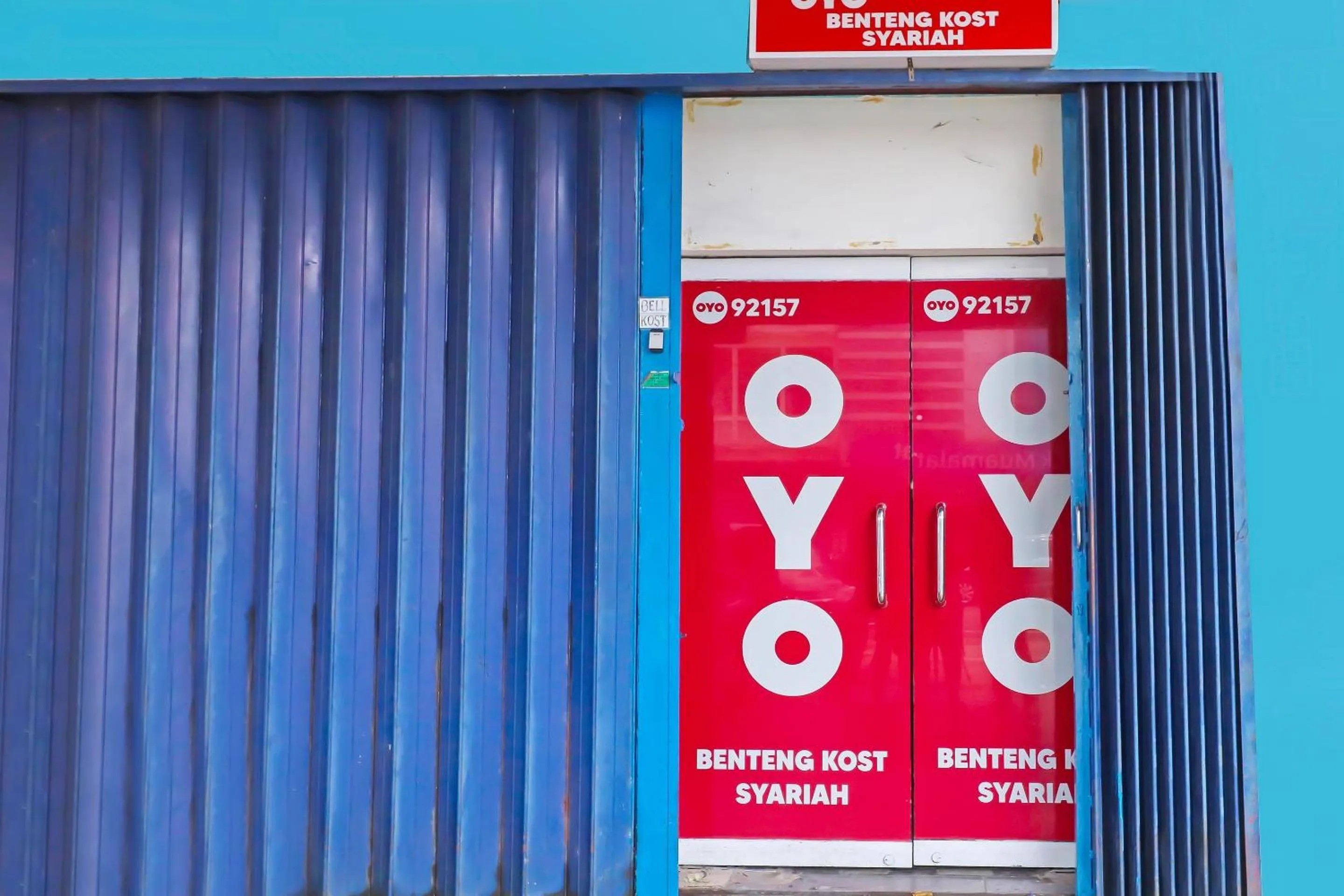 Facade/entrance in Hotel O Benteng Kost