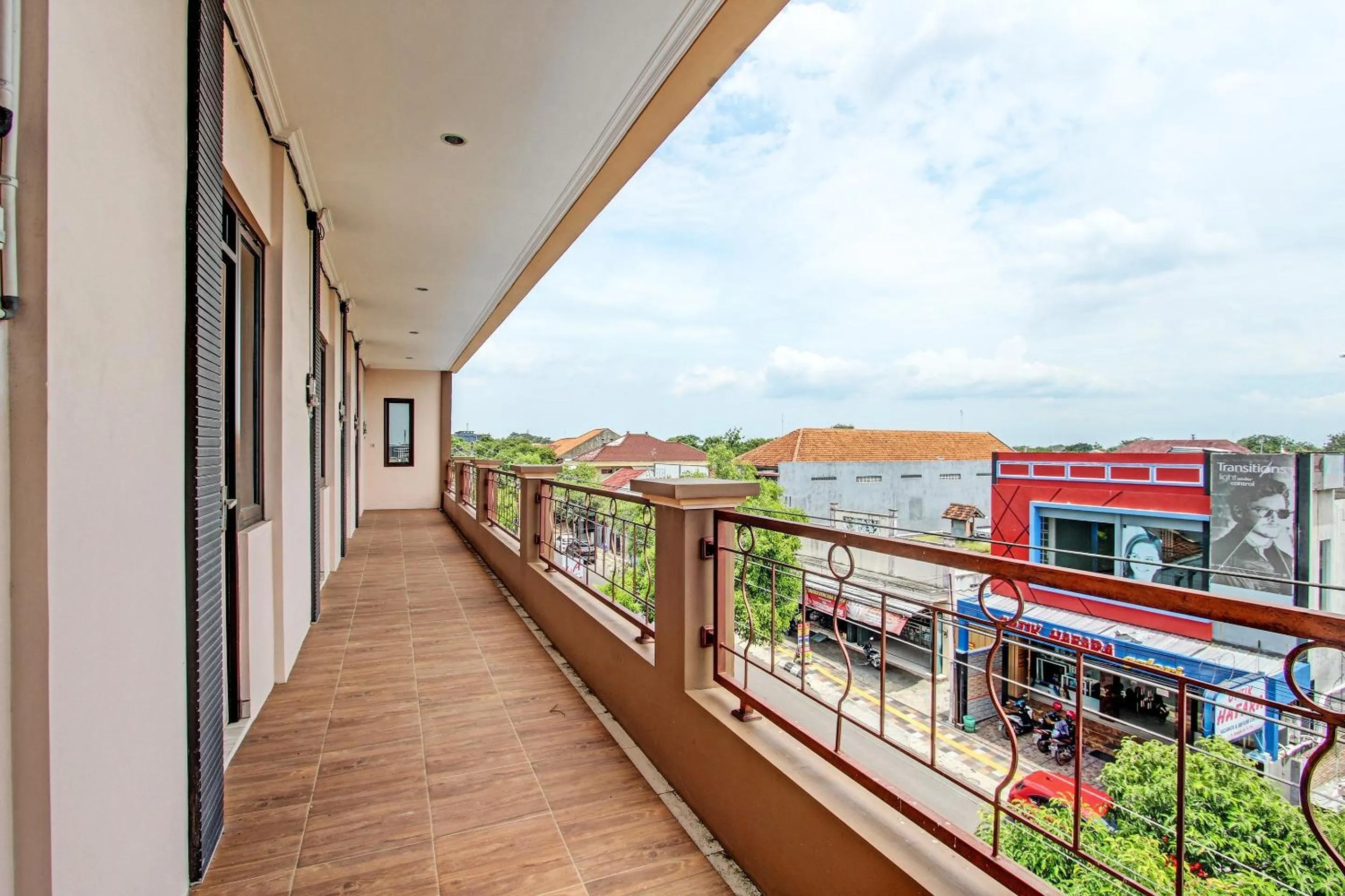 Lobby or reception in Hotel O Kristin Homestay