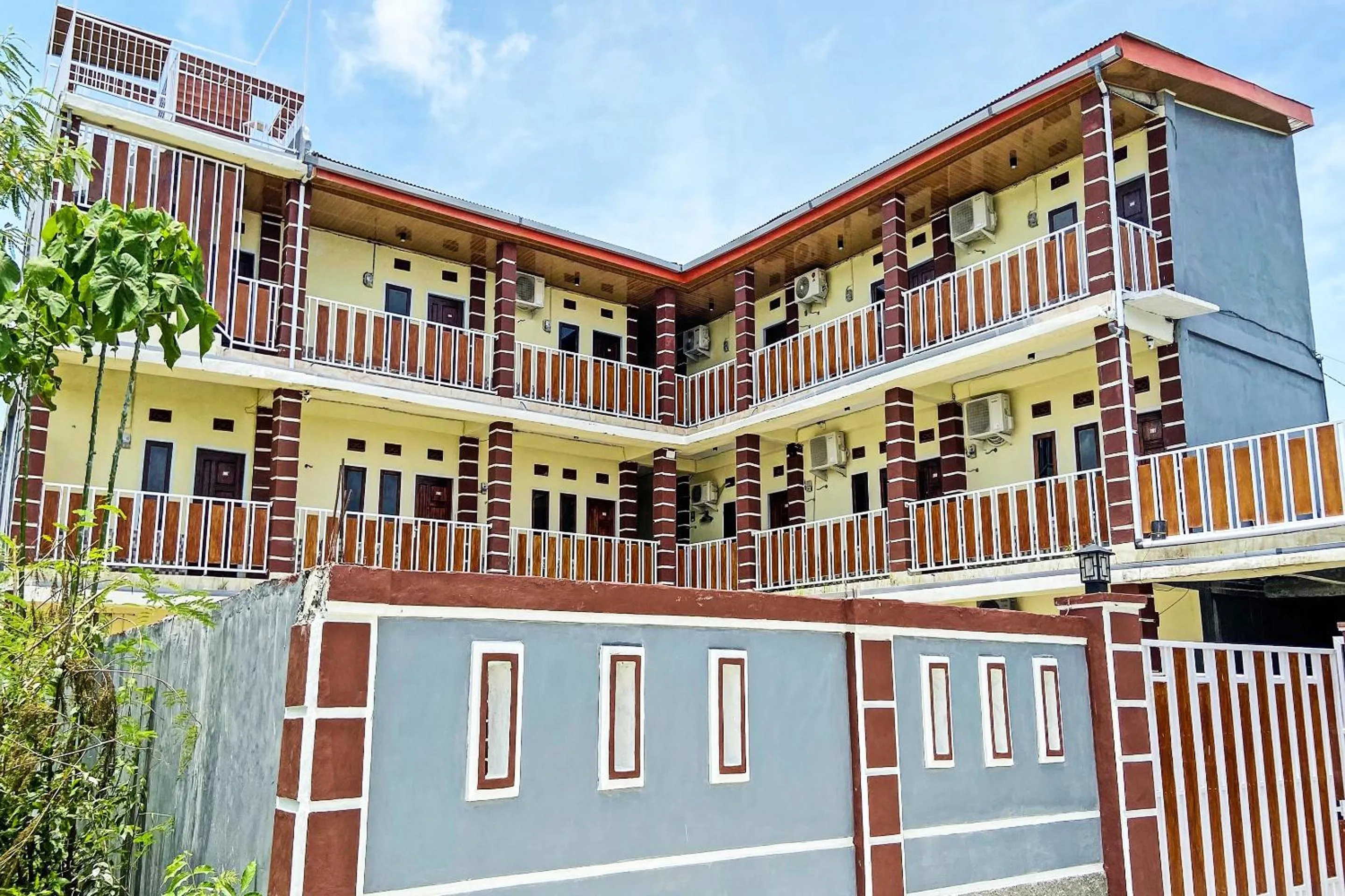 Facade/entrance in Hotel O Kos 21