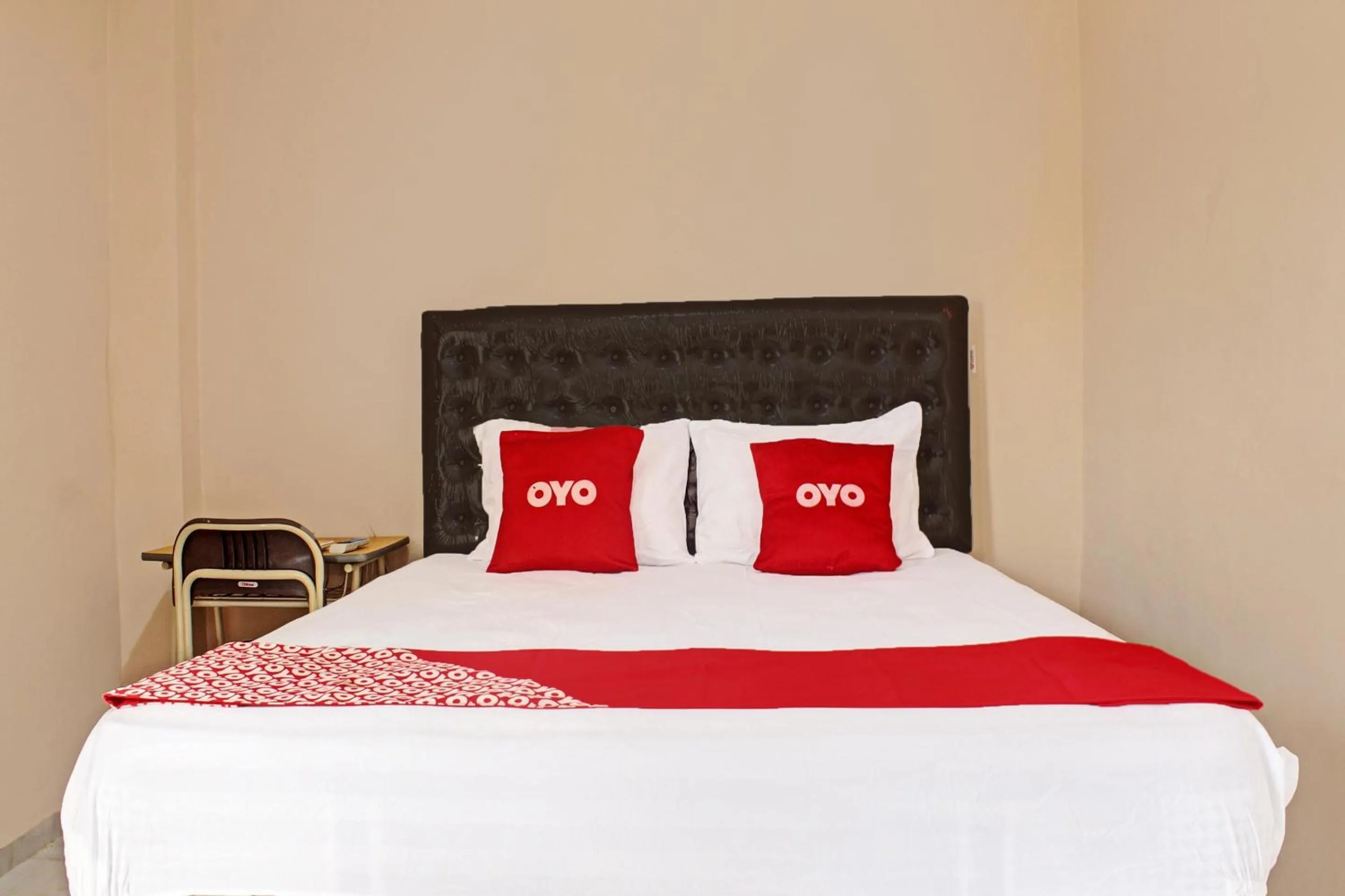 Bedroom, Bed in Hotel O Kos 21