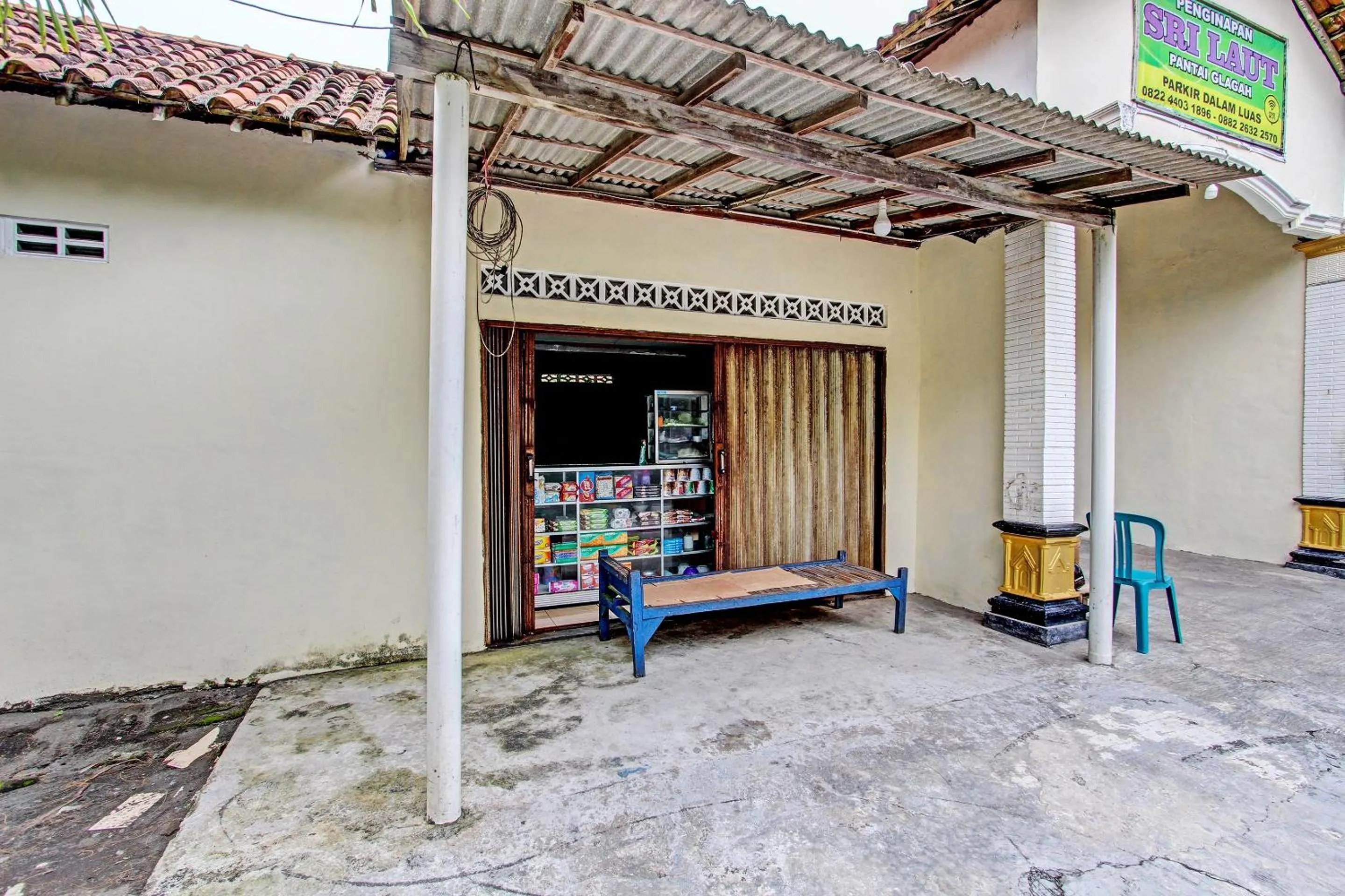 Lobby or reception in Hotel O Sari Laut