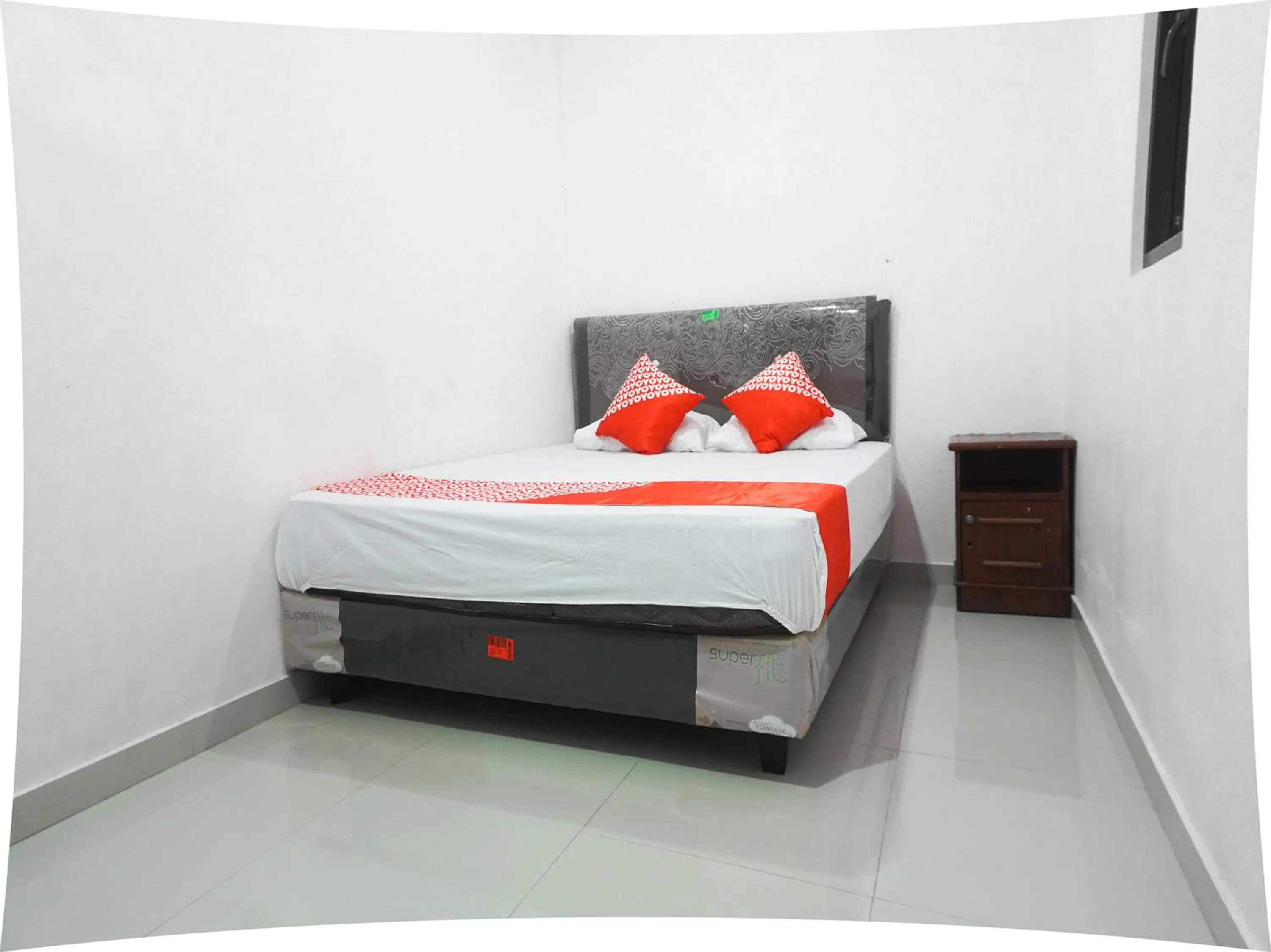 Bedroom, Bed in Hotel O Pondok Cahaya