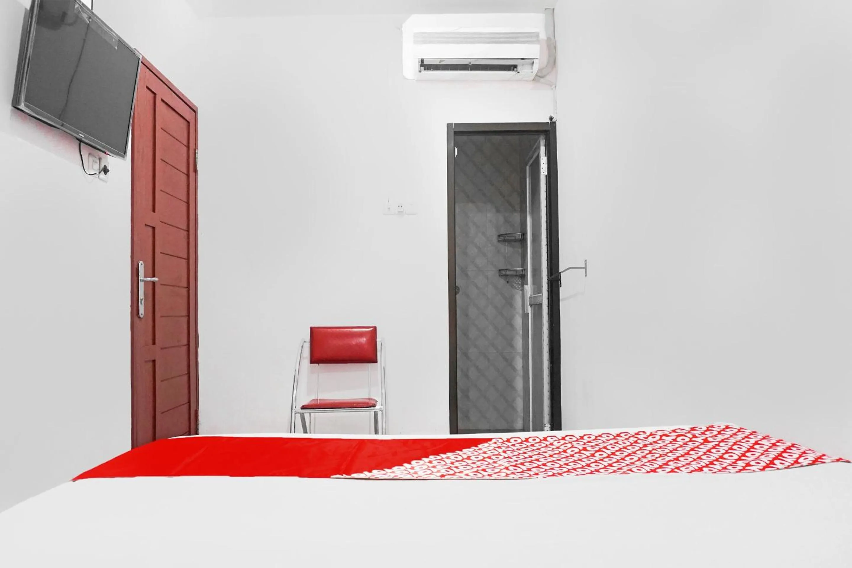 Bedroom, Bed in Hotel O Pondok Cahaya