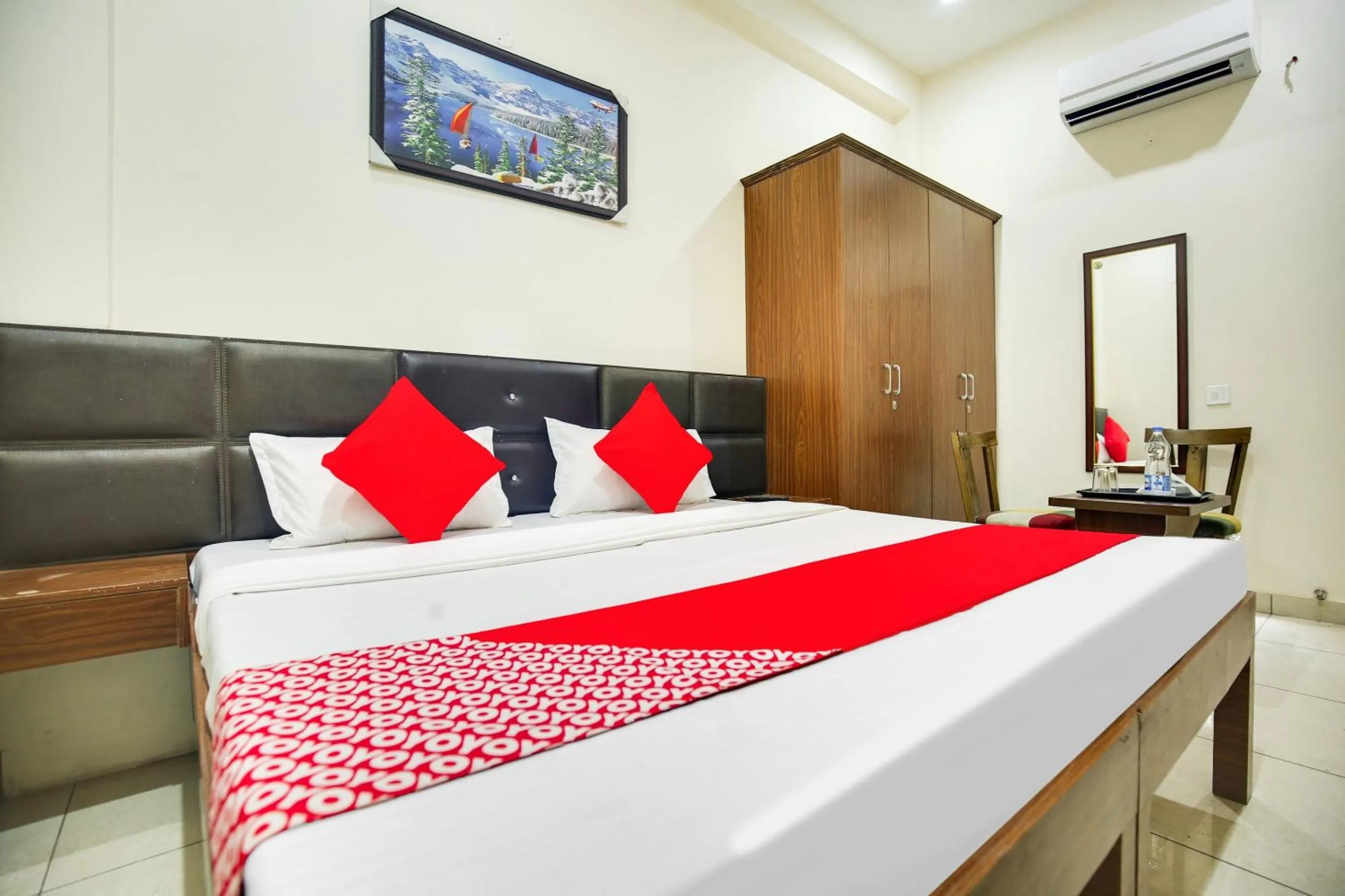 Bedroom in Hotel O Sky Line