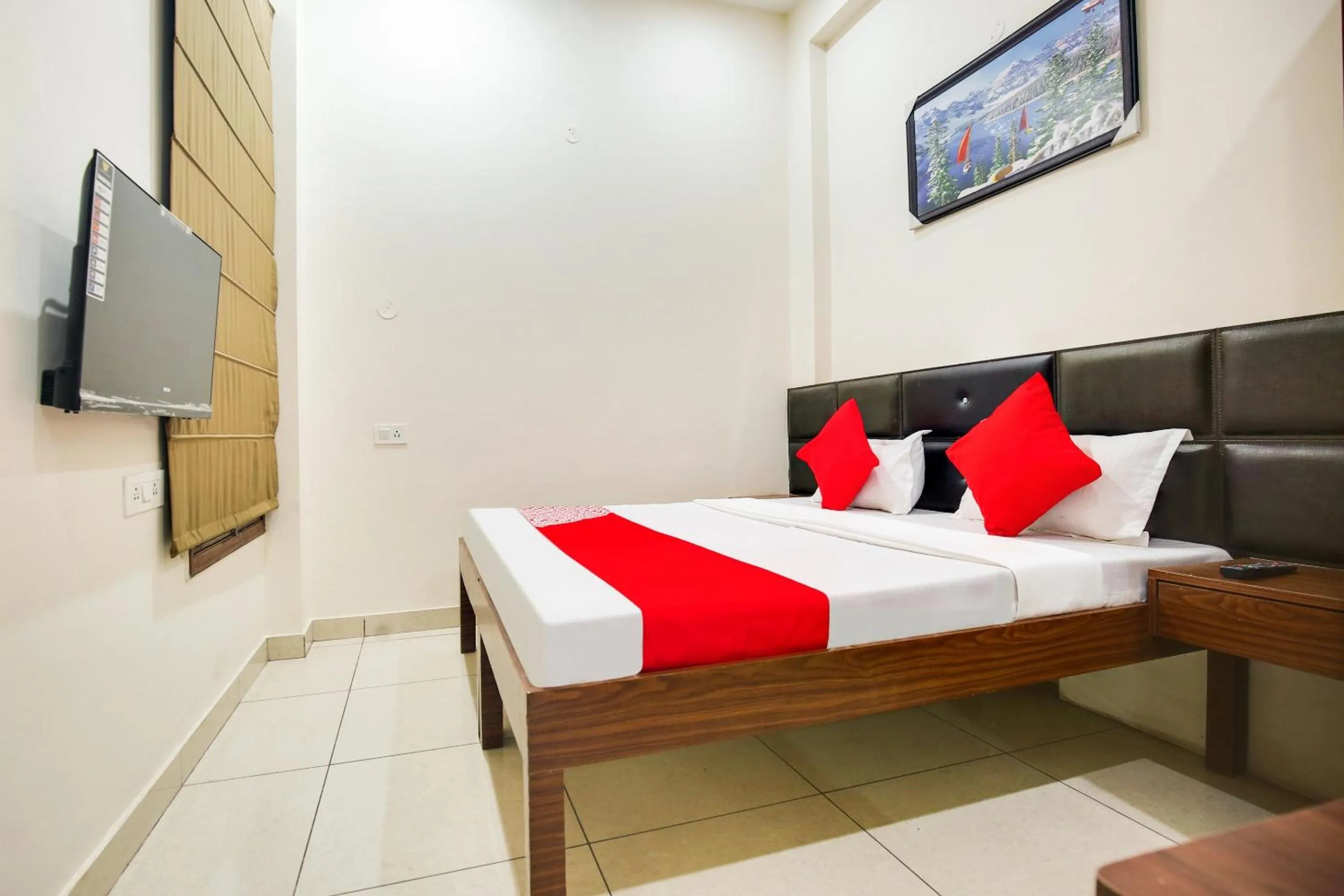 Bedroom in Hotel O Sky Line