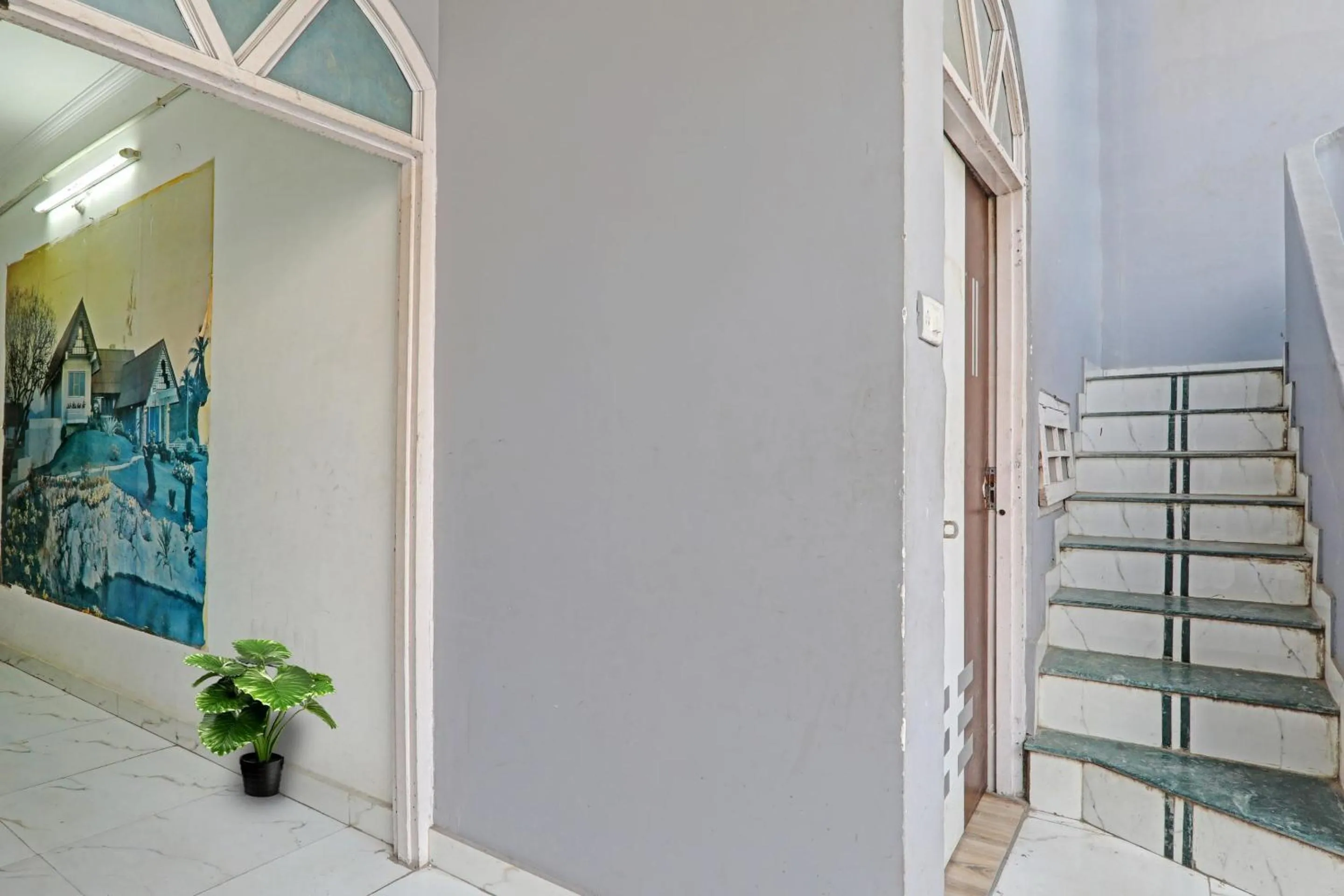 Facade/entrance in Hotel O APM INN