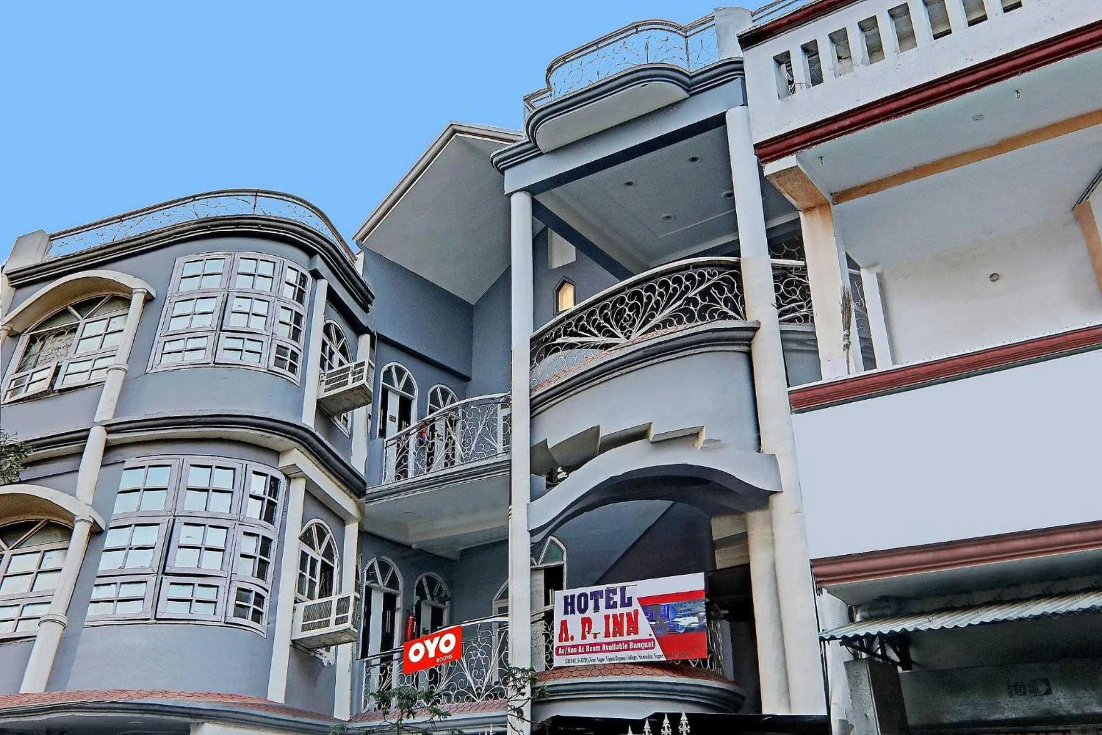 Facade/entrance in Hotel O APM INN