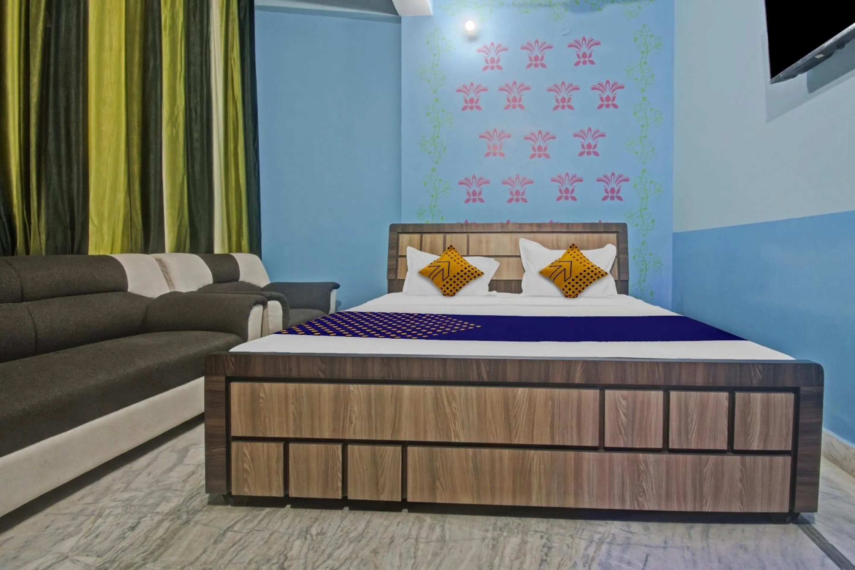 Bedroom in SPOT ON Hotel Rj14