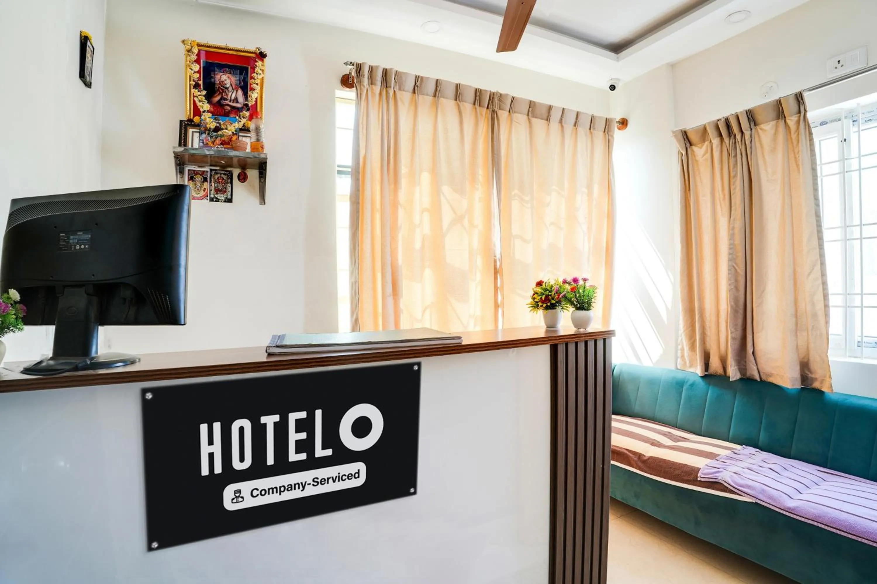 Lobby or reception, Bed in Super Hotel O Bangalore Near Reva Circle Formerly CKA Boarding