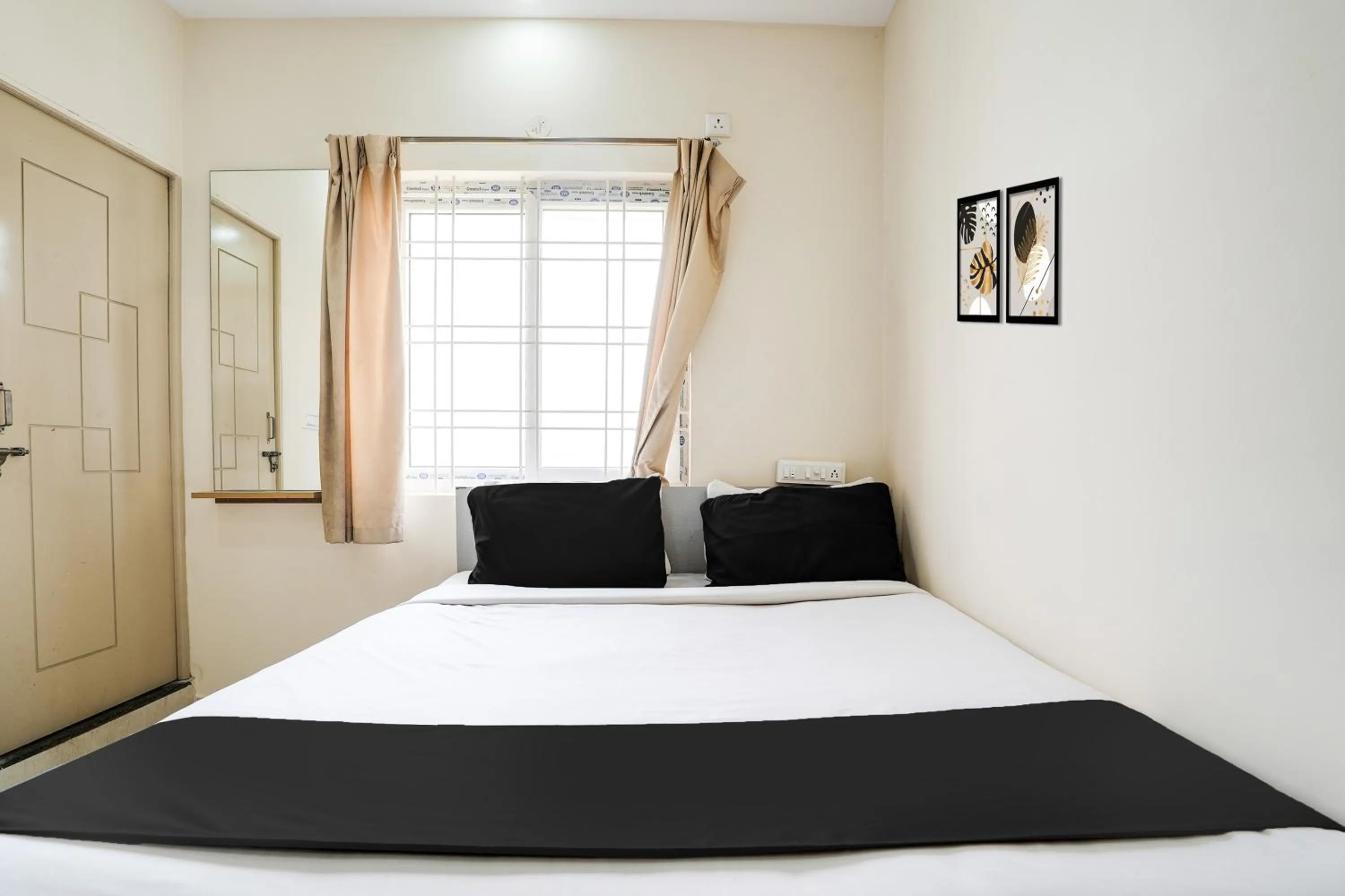 Bedroom, Bed in Super Hotel O Bangalore Near Reva Circle Formerly CKA Boarding