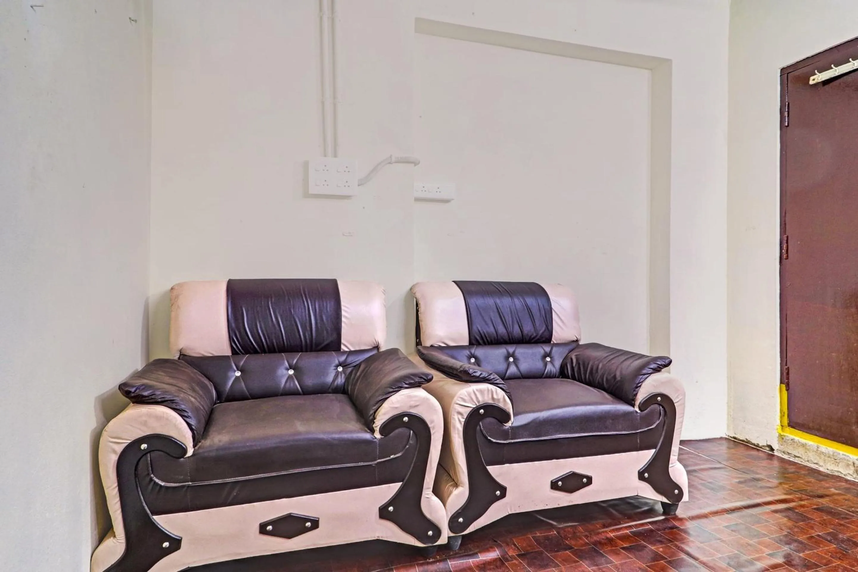 Lobby or reception in Hotel O Vasista Residency