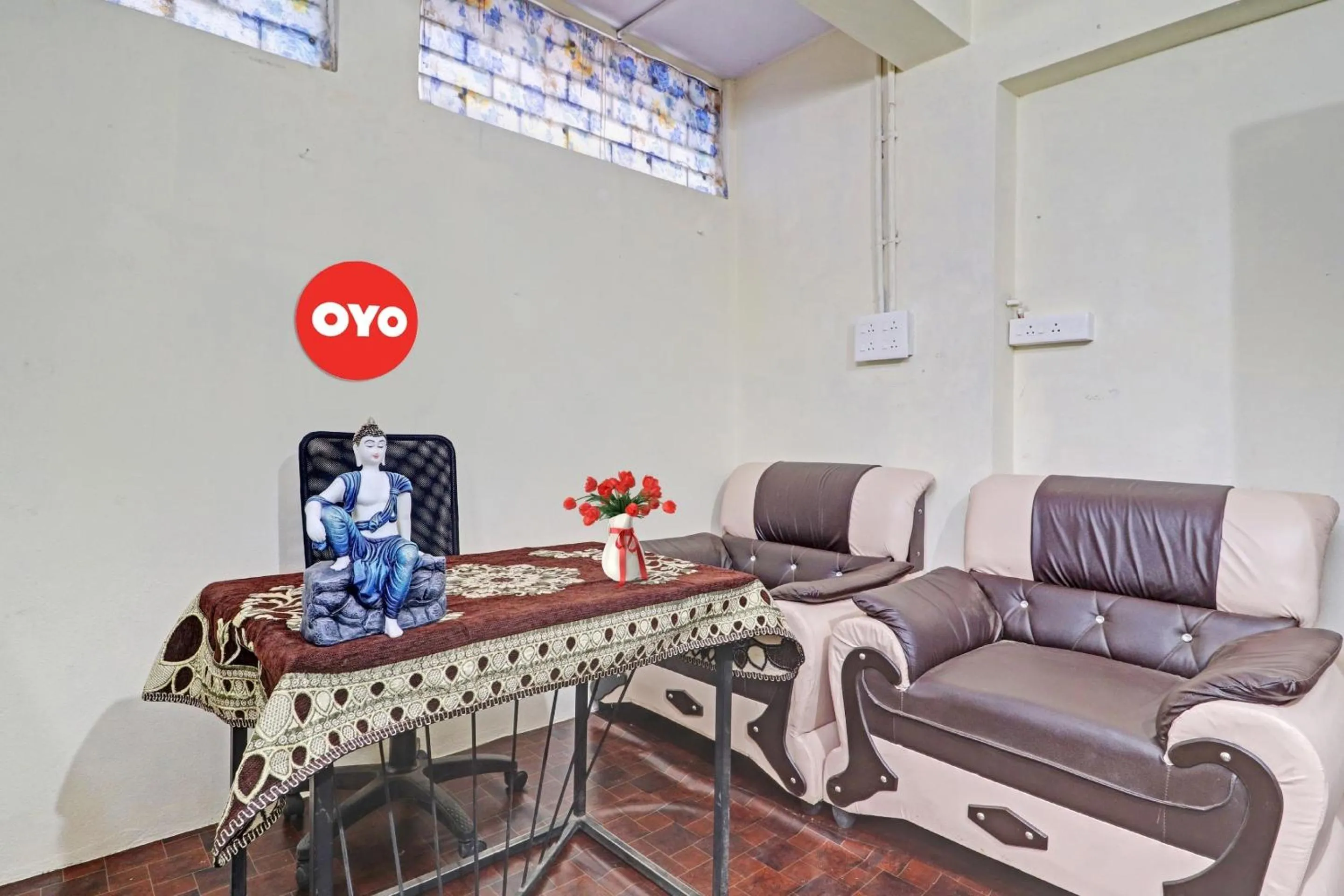 Lobby or reception in Hotel O Vasista Residency