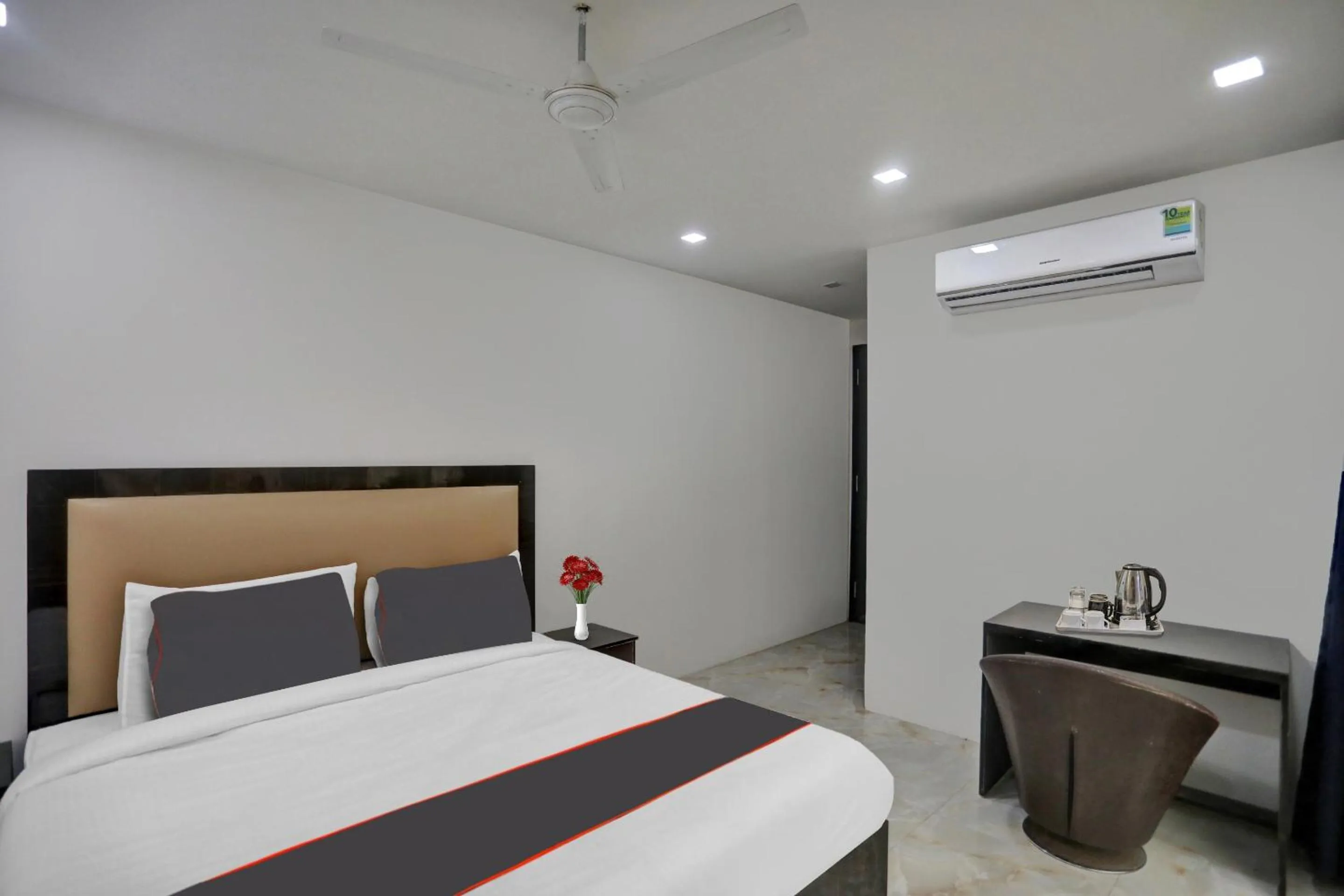 Lobby or reception, Bed in Townhouse THE ARROW Near Lotus Temple