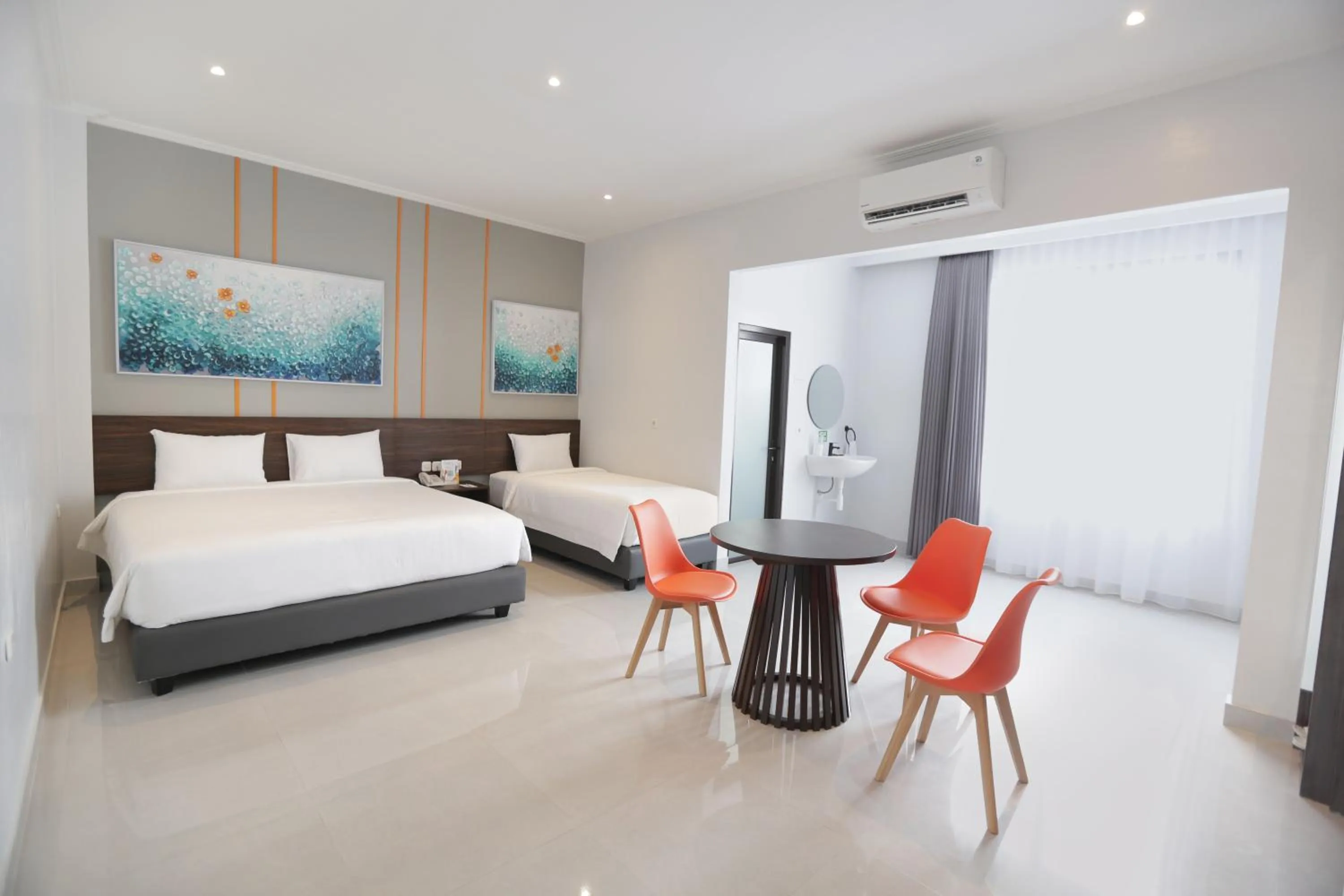 Photo of the whole room, Bed in Atap Biru Residence