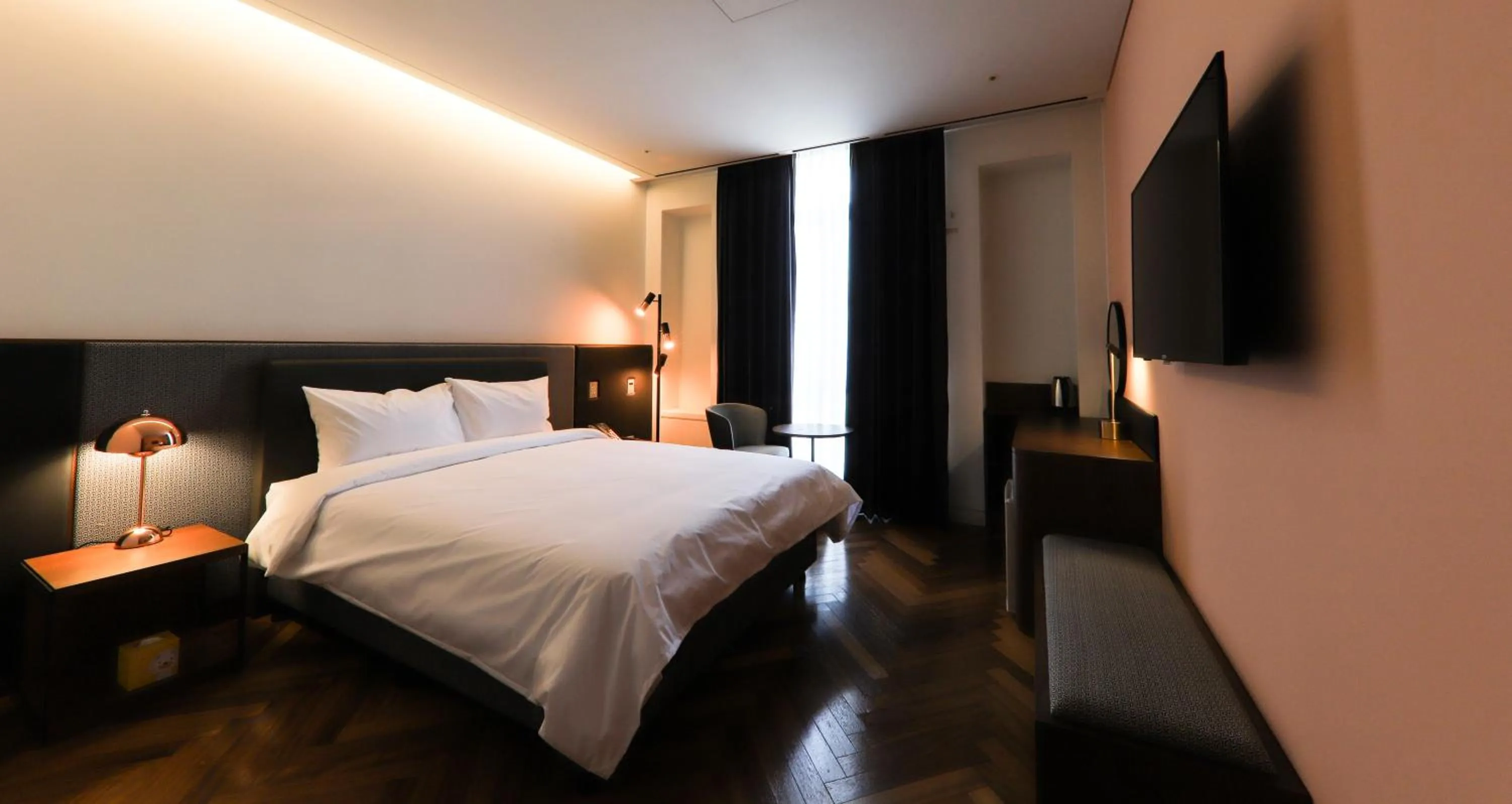 Bed in LE SEOUL HOTEL