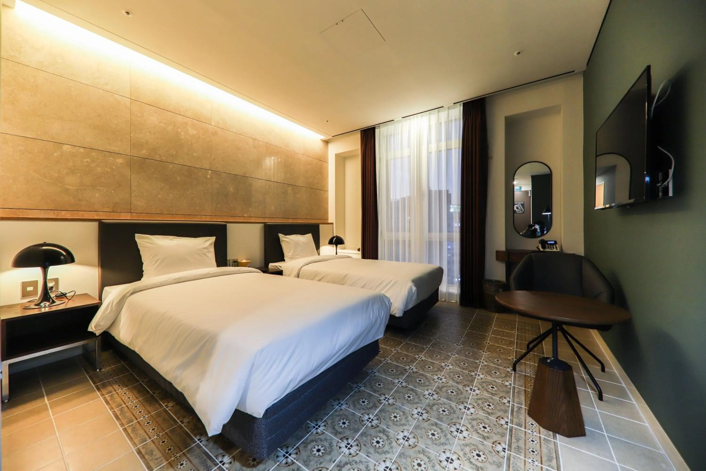 Bed in LE SEOUL HOTEL