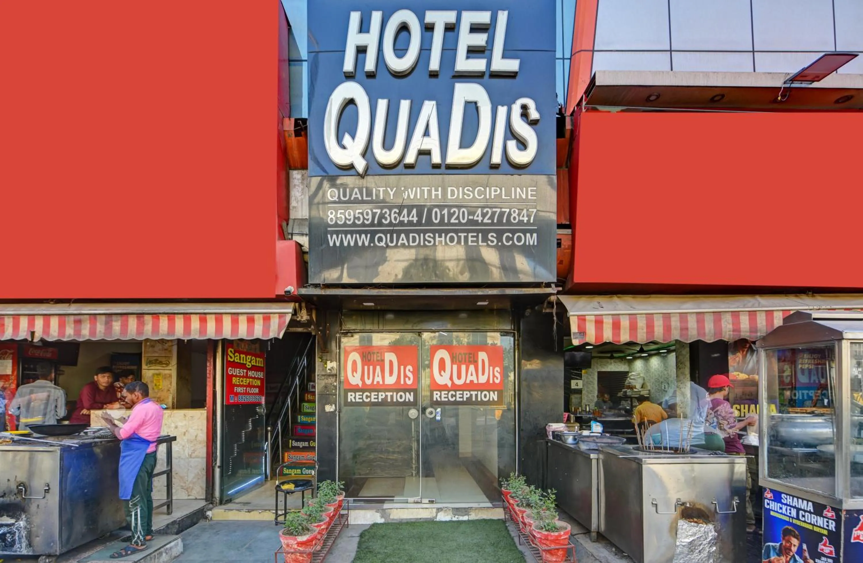 Hotel Quadis - Noida sec 15