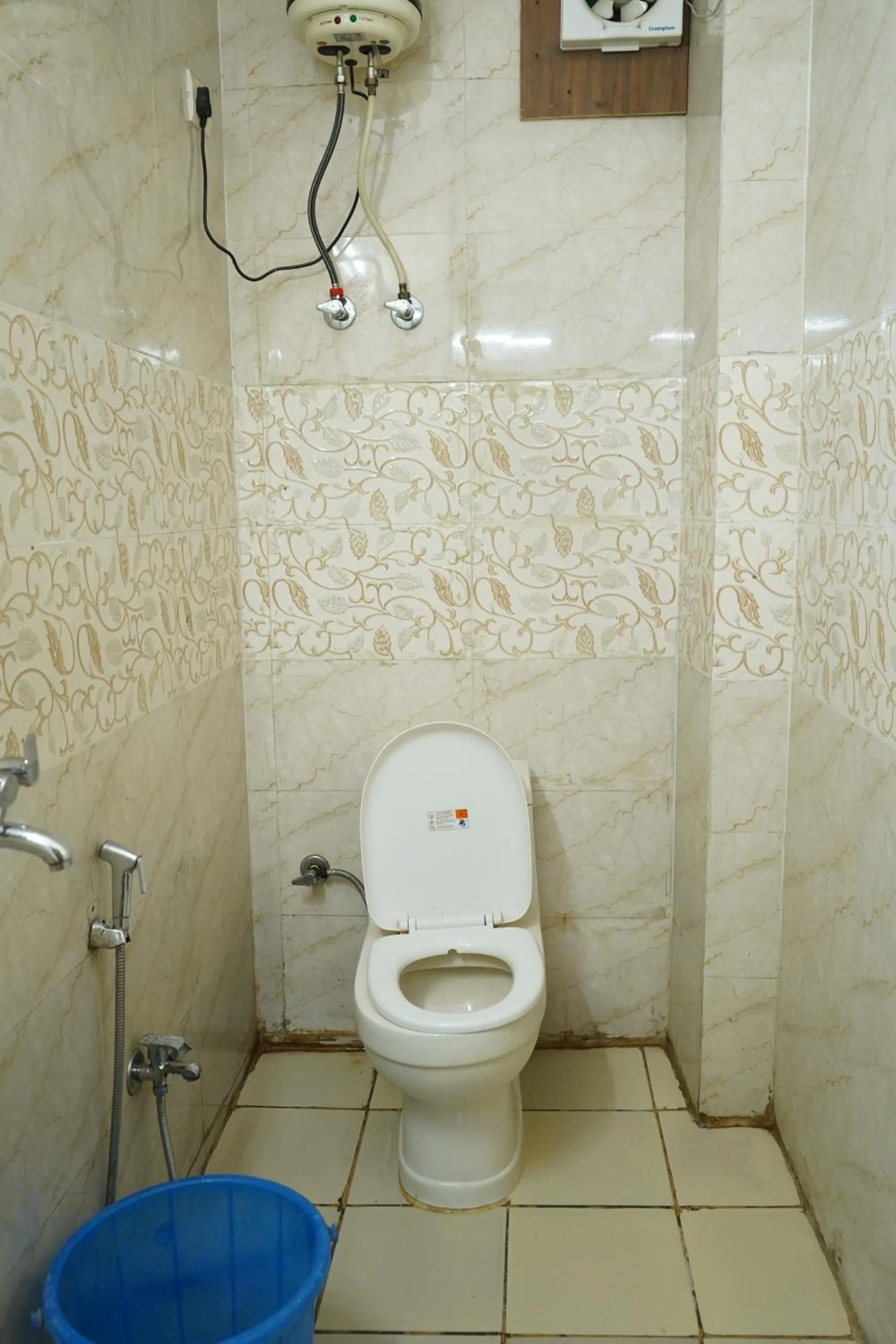 Shower in Hotel Quadis - Noida sec 15