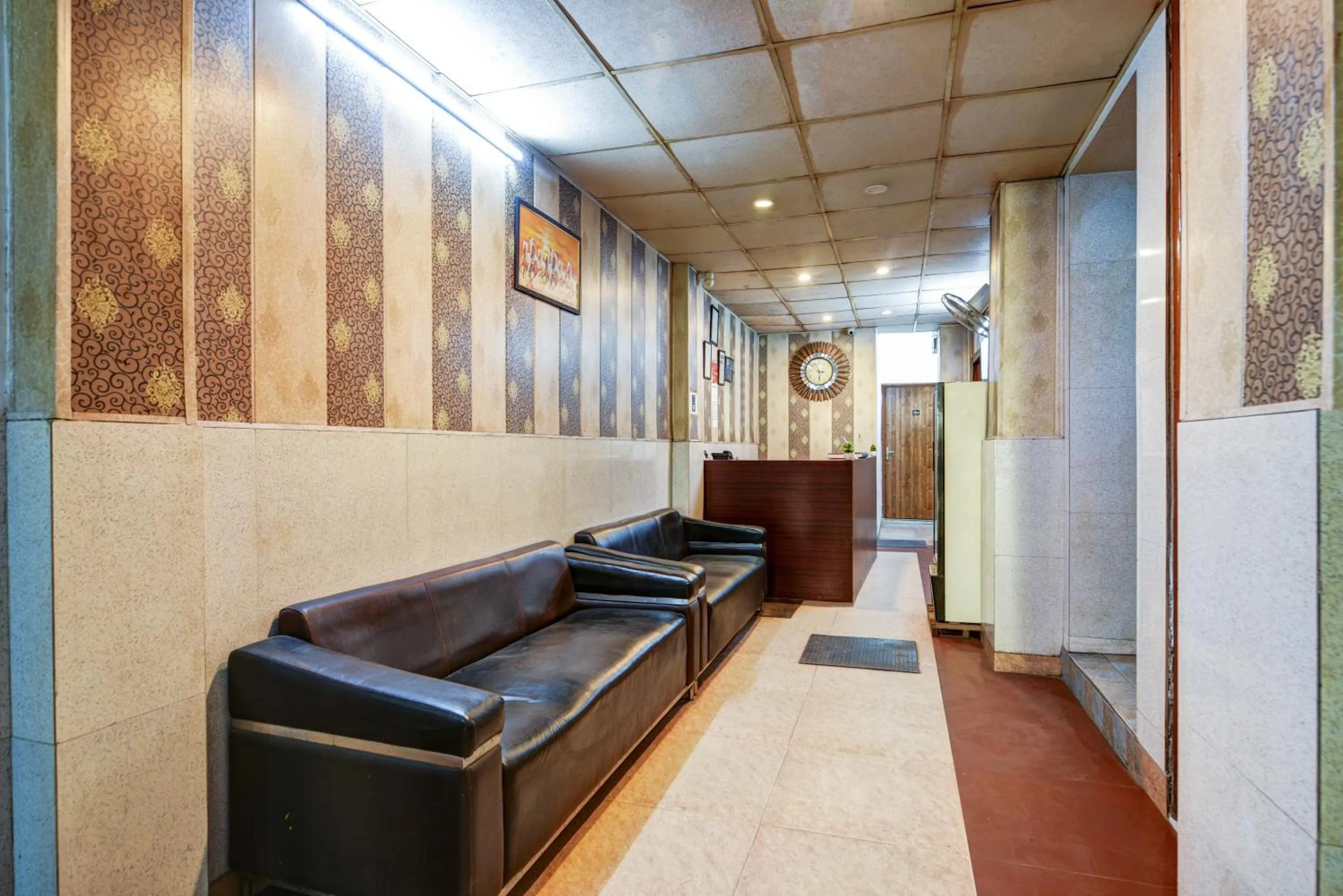 Hotel Quadis - Noida sec 15