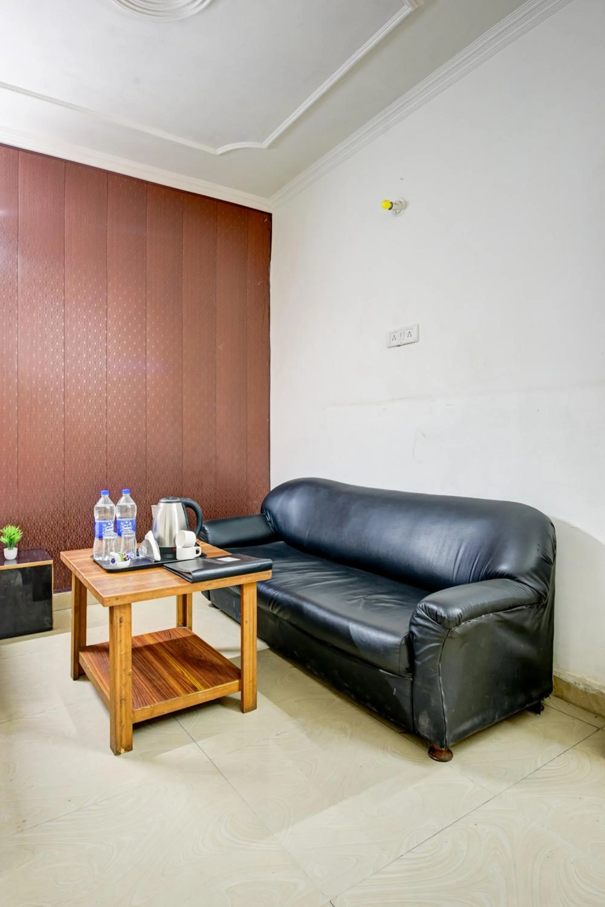 Hotel Quadis - Noida sec 15