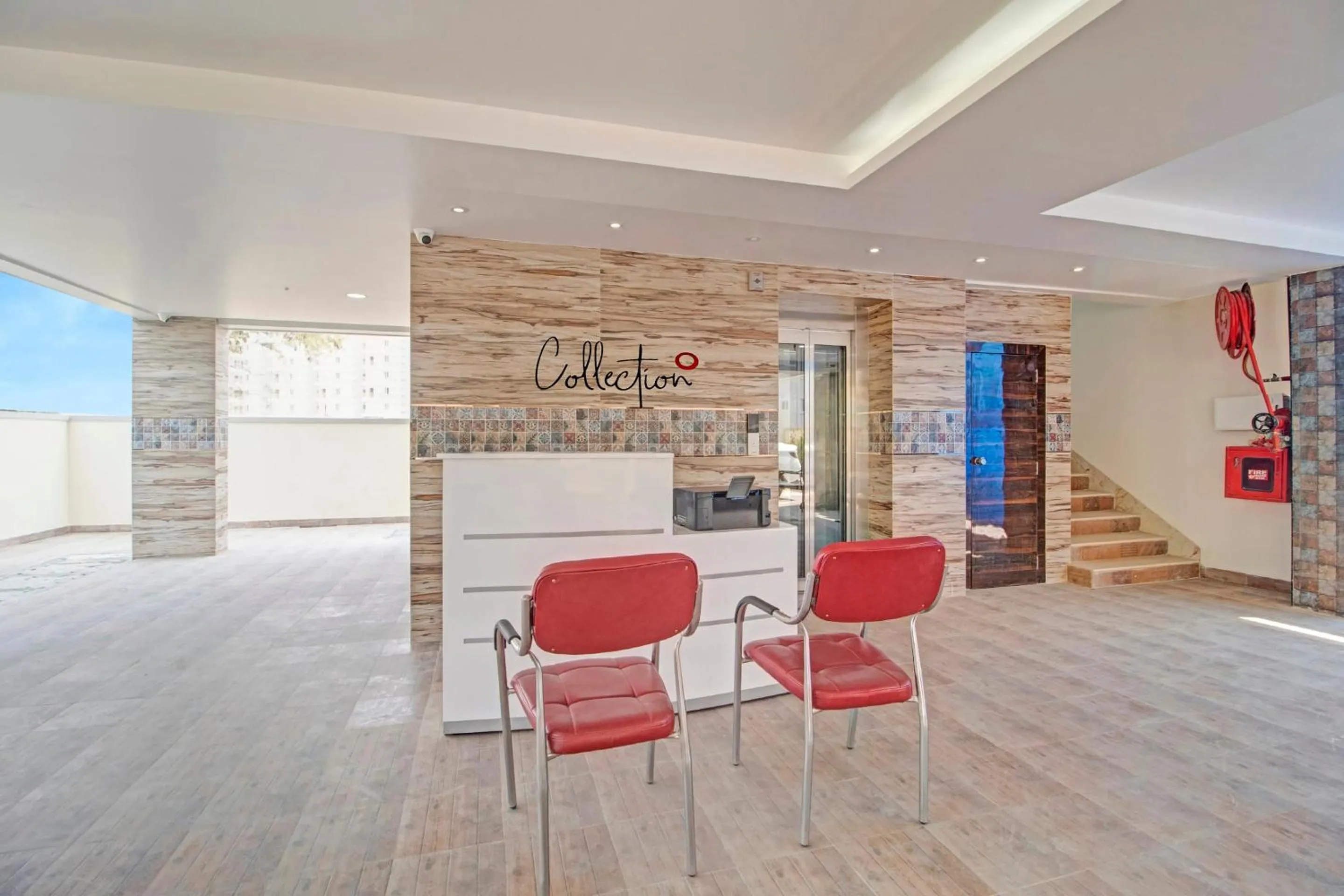 Lobby or reception in Collection O Halcyon SS Grand