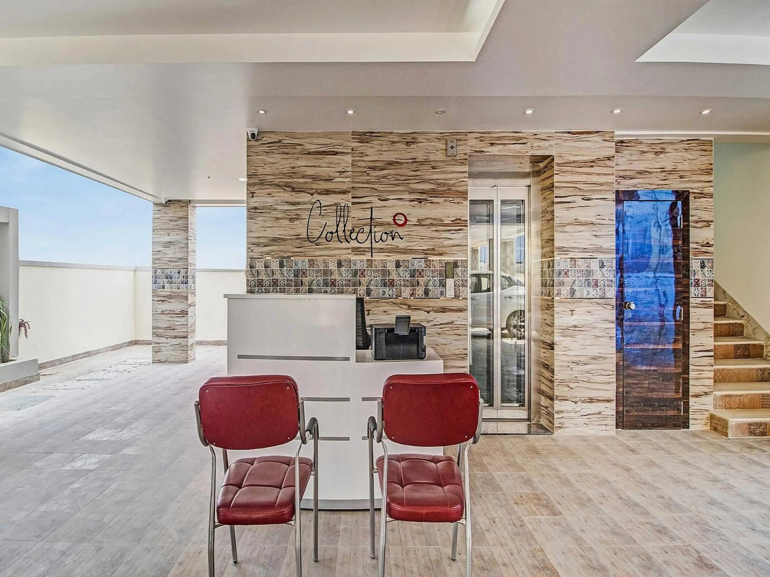 Lobby or reception in Collection O Halcyon SS Grand