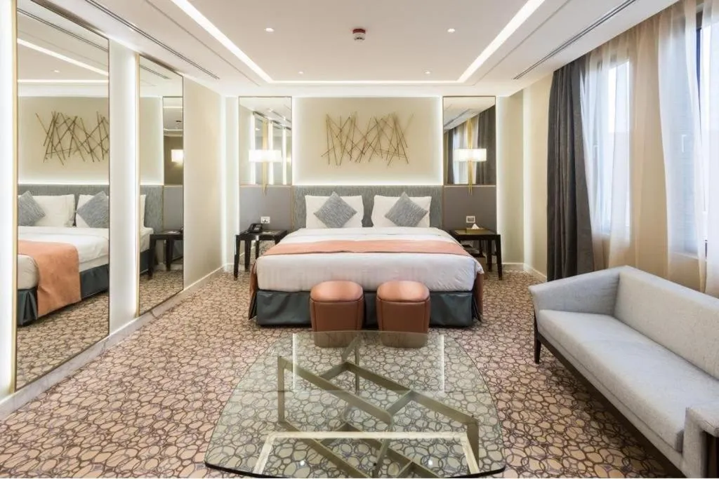 Photo of the whole room, Bed in Vivienda Hada Residences