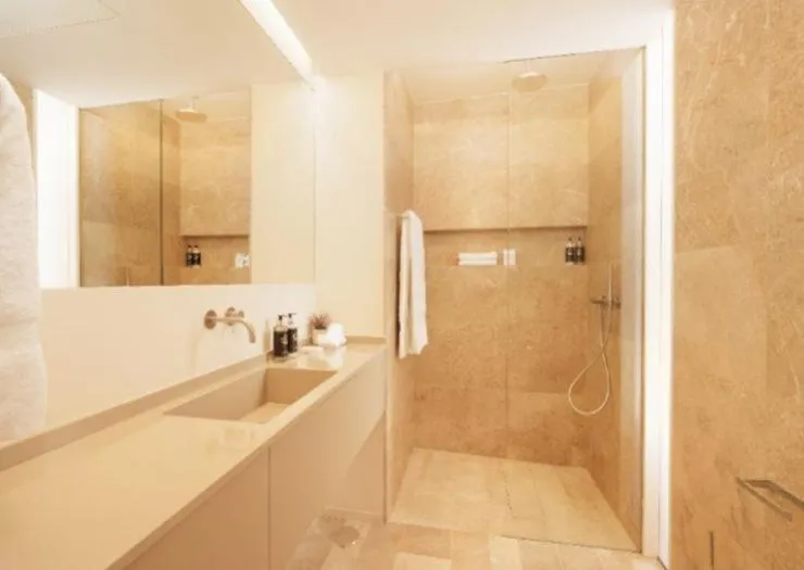 Shower in Palmares Signature Apartments