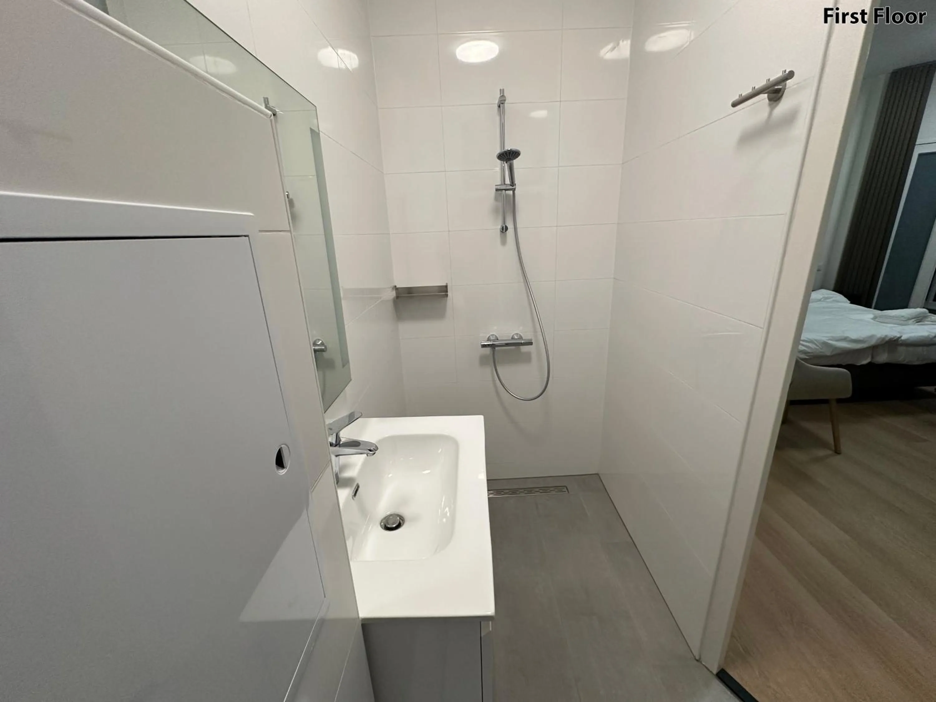 Shower in Voyagers Amsterdam